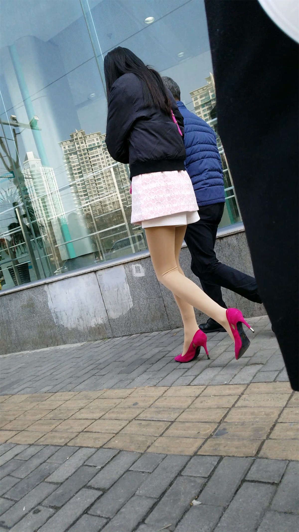 性感艳丽细腿高跟鞋苗条美女