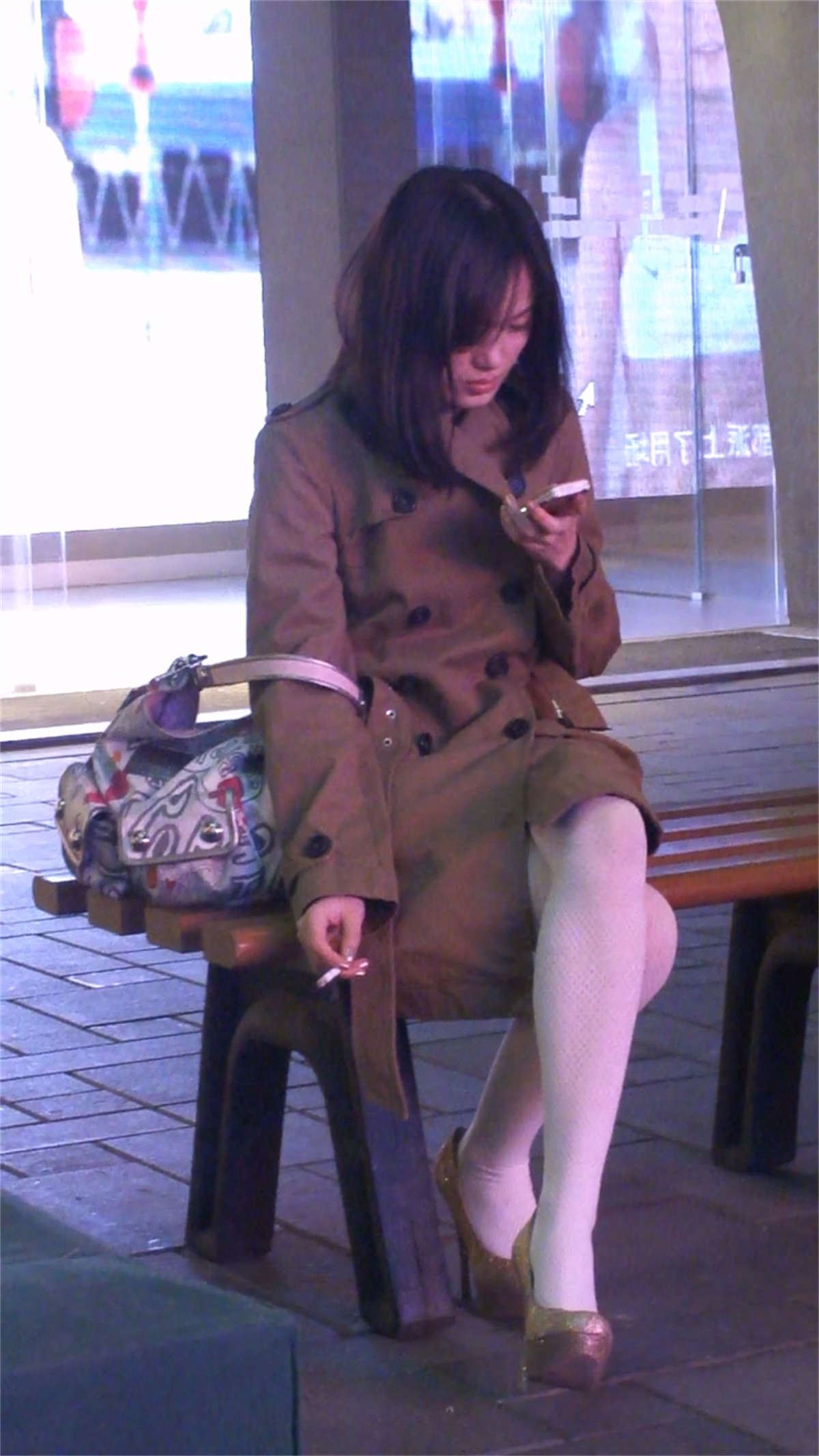 诱惑的包臀短裙,白丝美腿