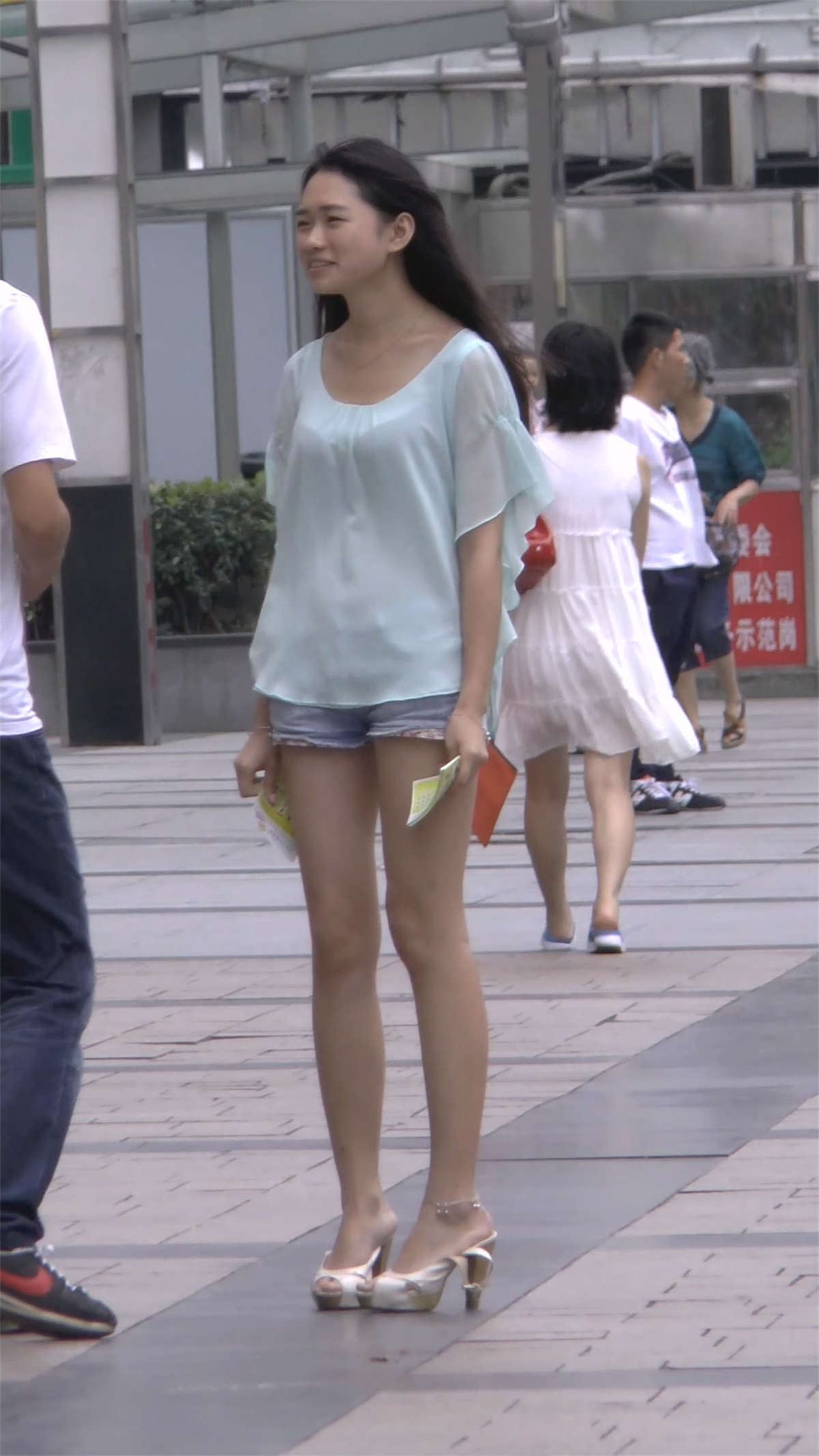 长腿美女