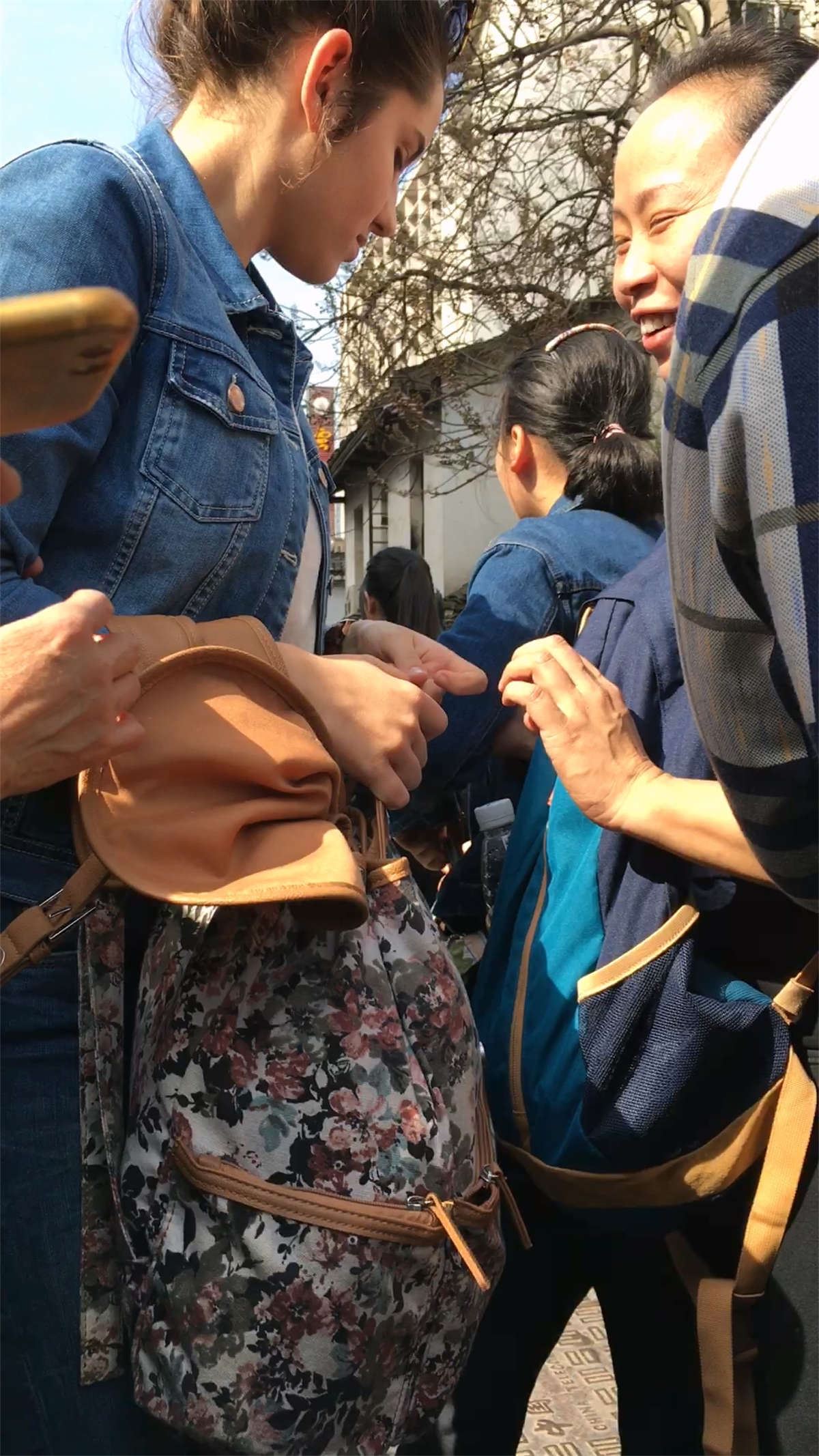 国外美女还是很性感的