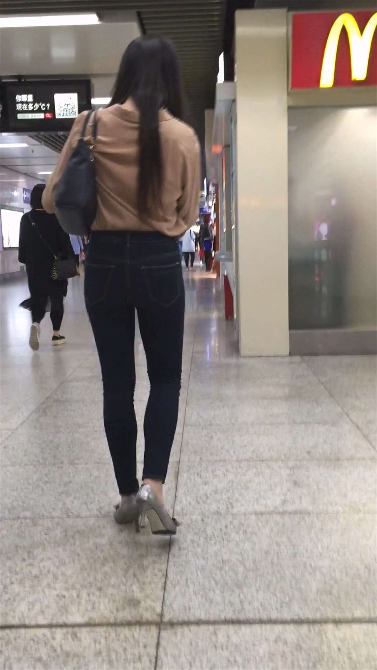 前后饱满深蓝拍到不容易