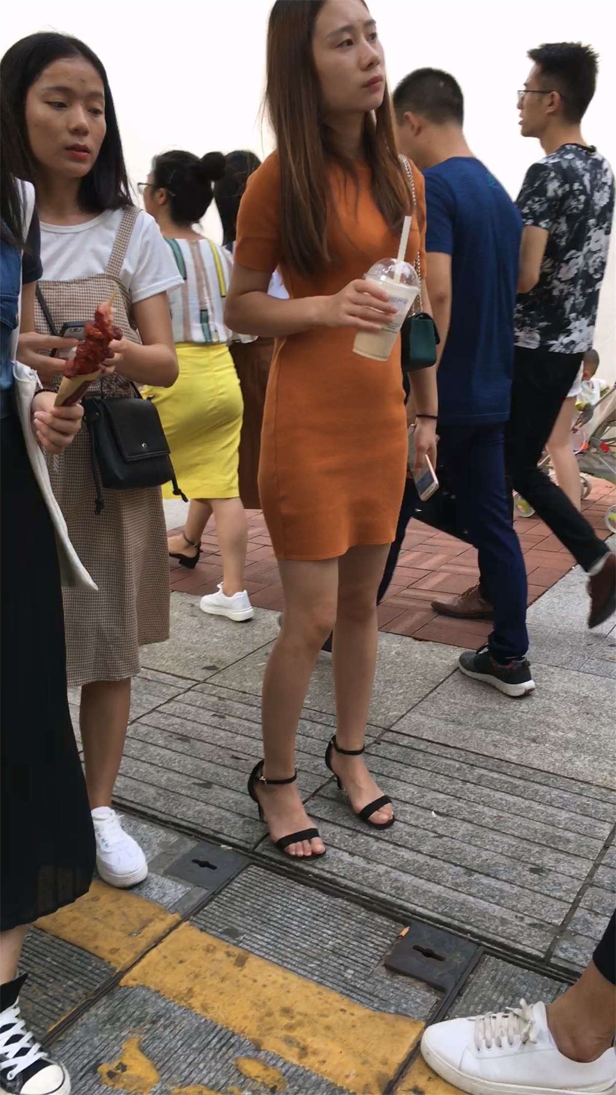 包臀连衣裙很性感