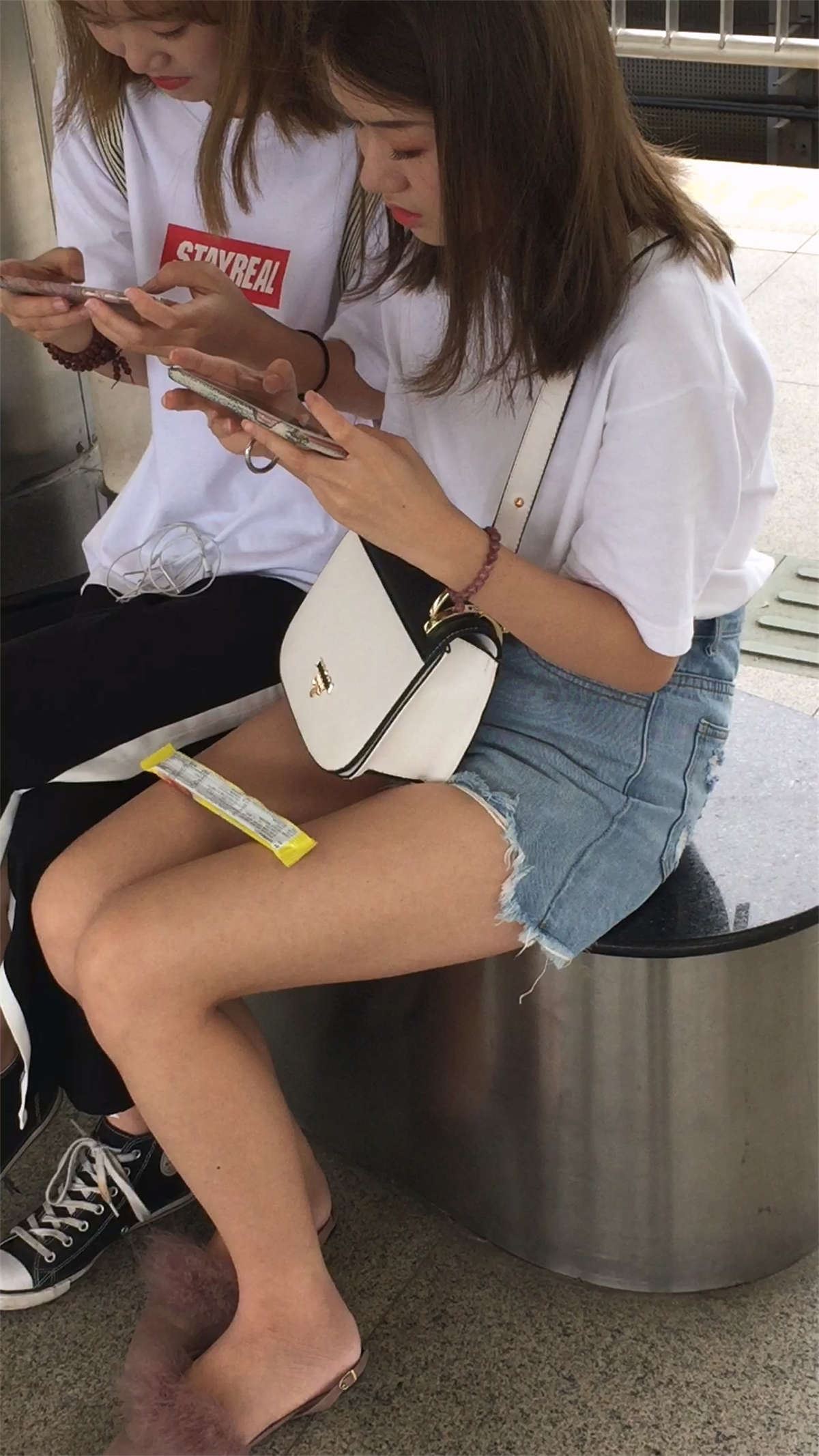 漂亮街拍长腿MM