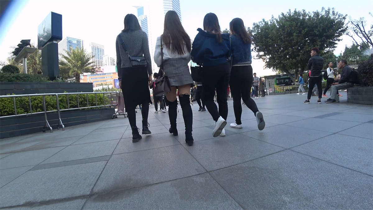 性感美腿小姐姐
