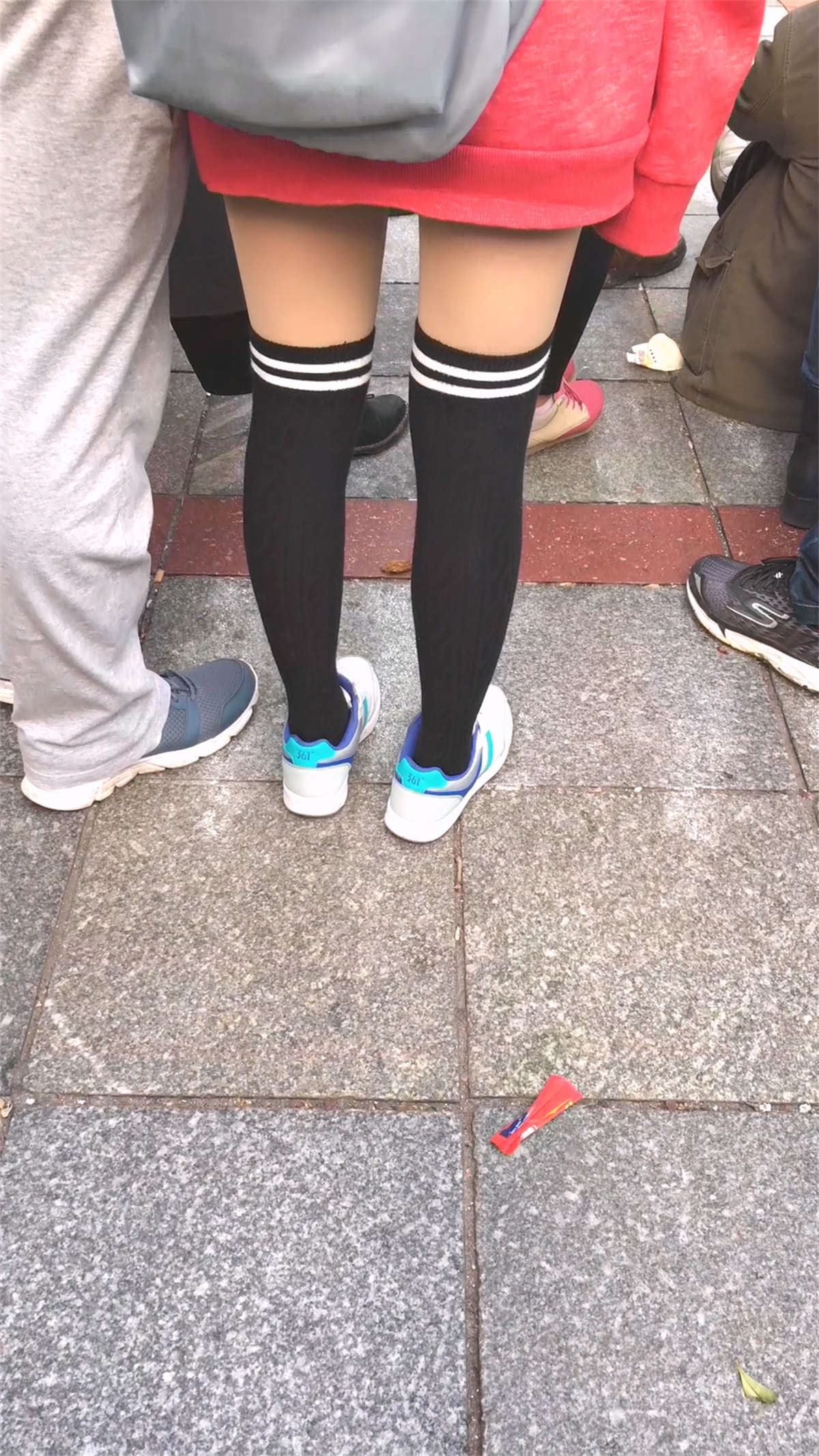 这样的袜子不错