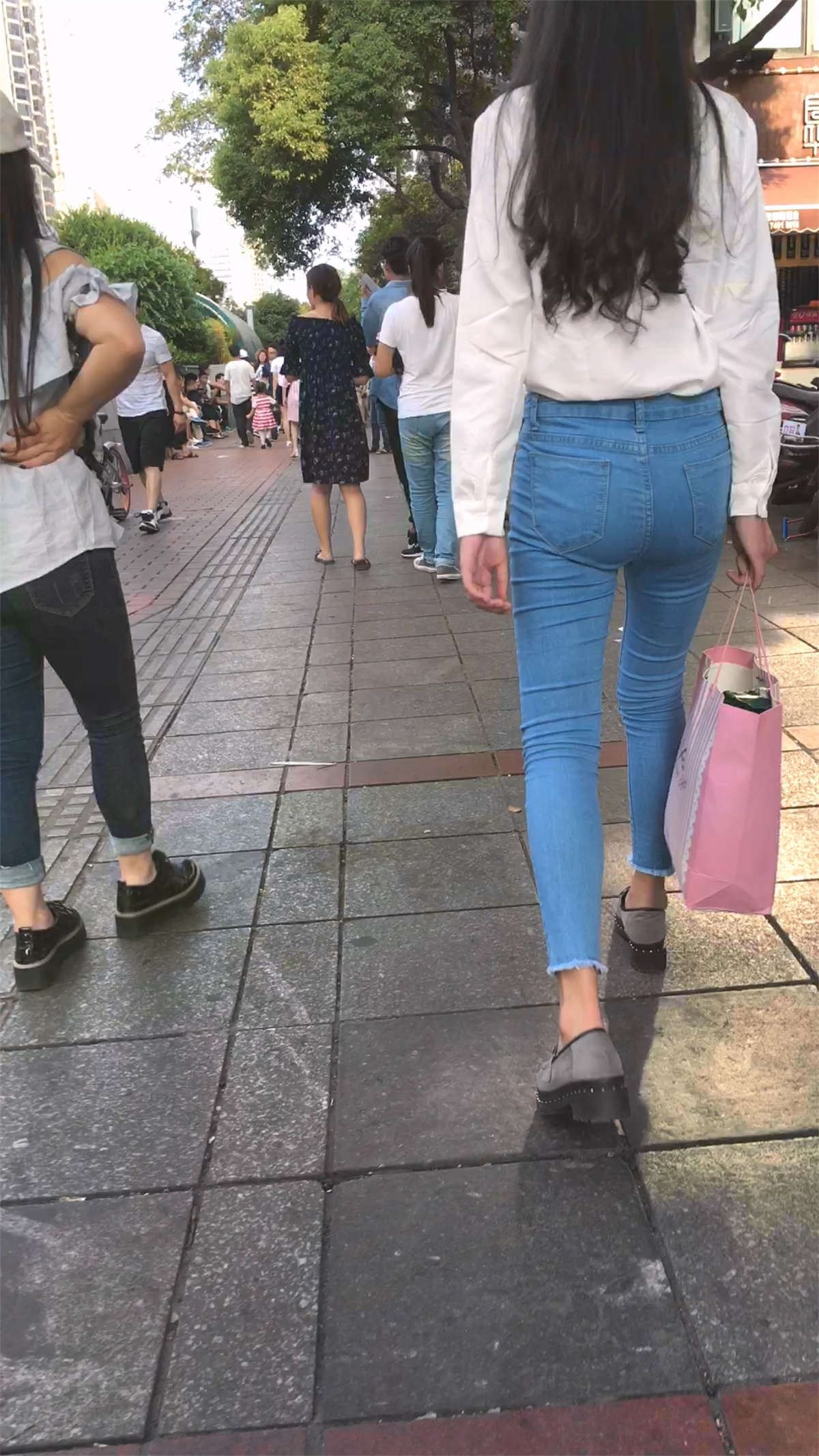 这个牛仔美臀可以玩一年