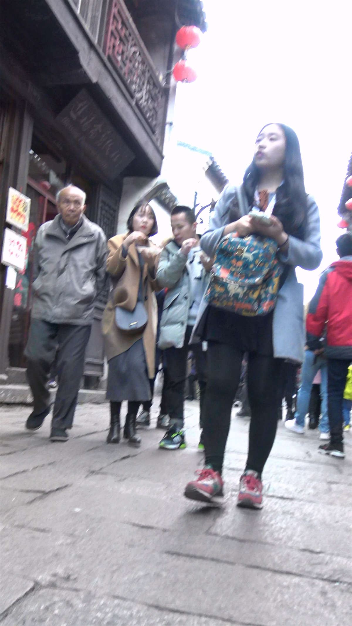 极品紧身蓝牛漂亮小姐姐