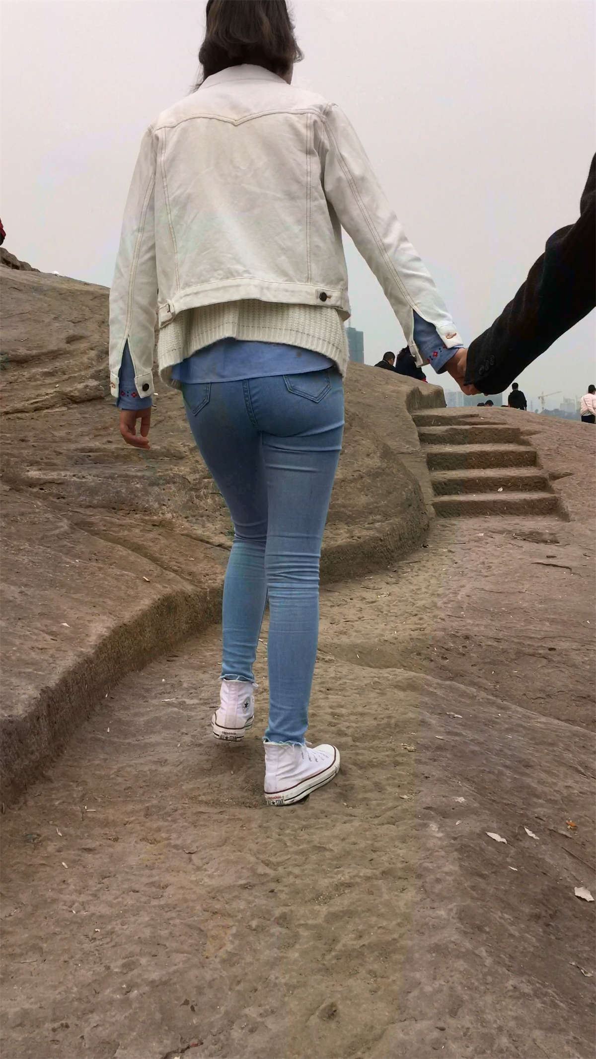 极品紧身蓝牛小清新美女