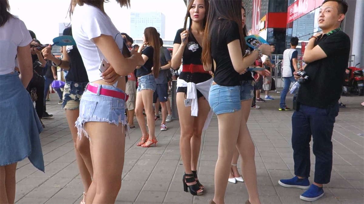 美女如云个个身材好