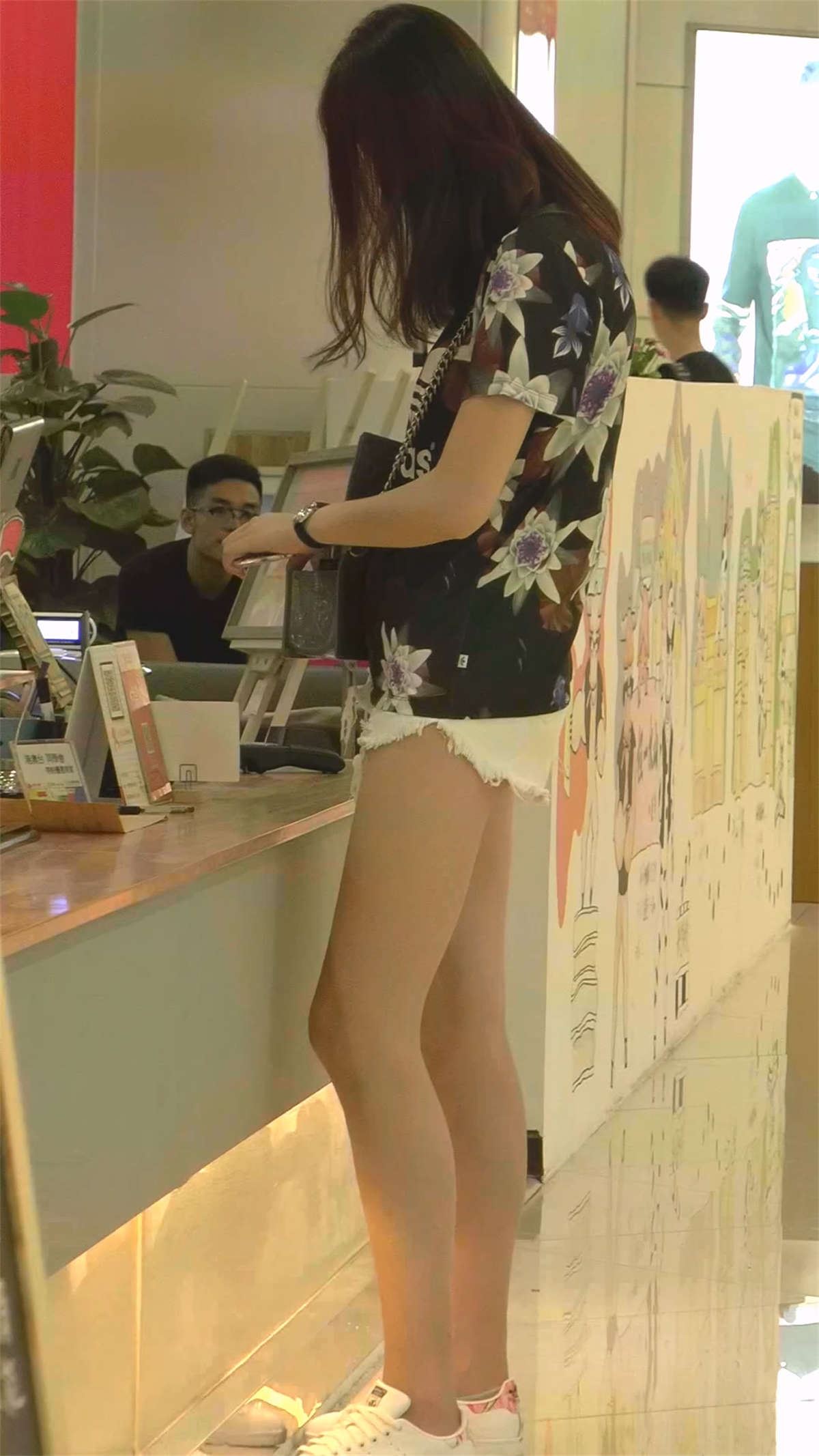 热裤最美女