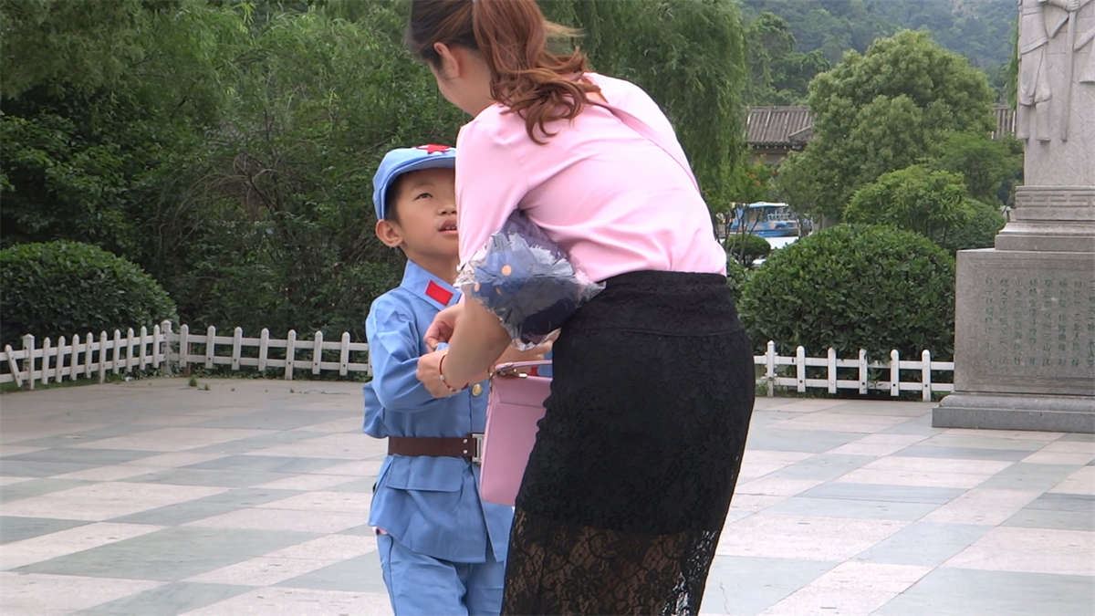极品蓝色高跟鞋蕾丝包臀裙性感美妇