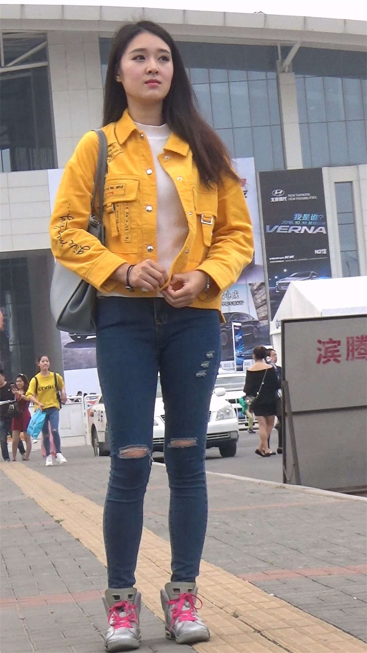 极品牛仔裤模特美女