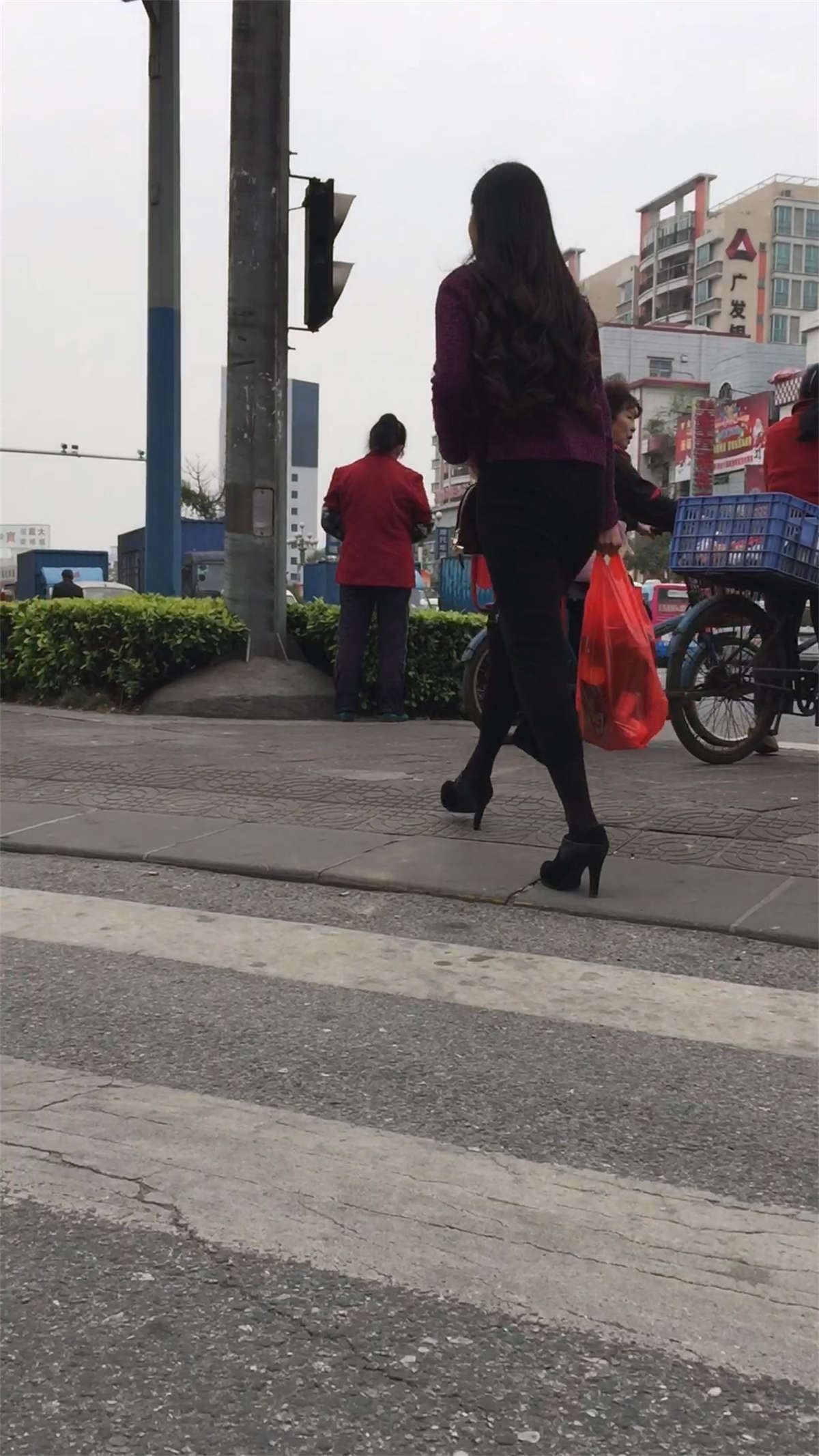 极品黑长裙美女
