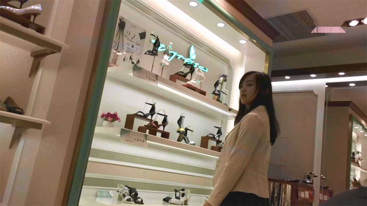 太美了一大群美女换丝袜