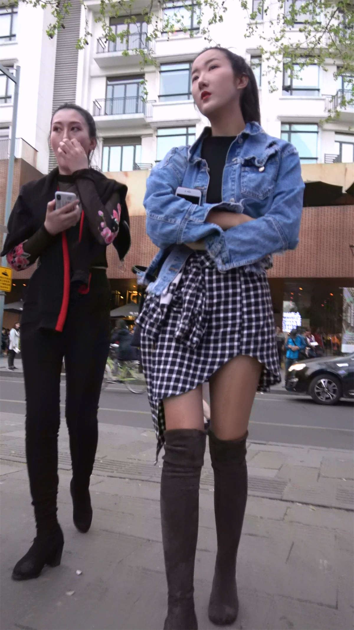 黑色透视装性感美女姐姐