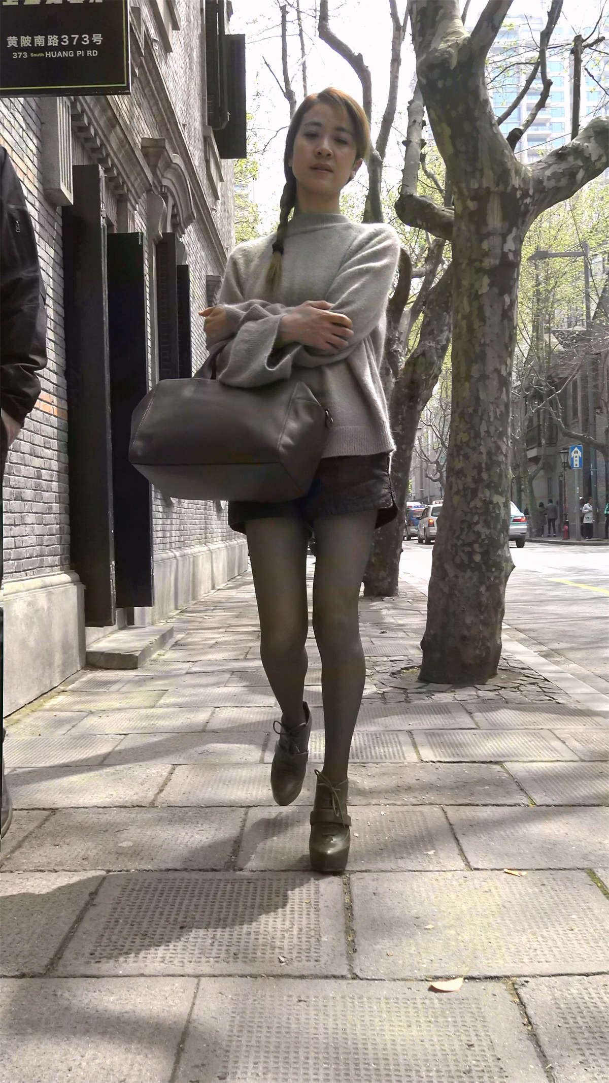 性感黑丝美腿成熟美女