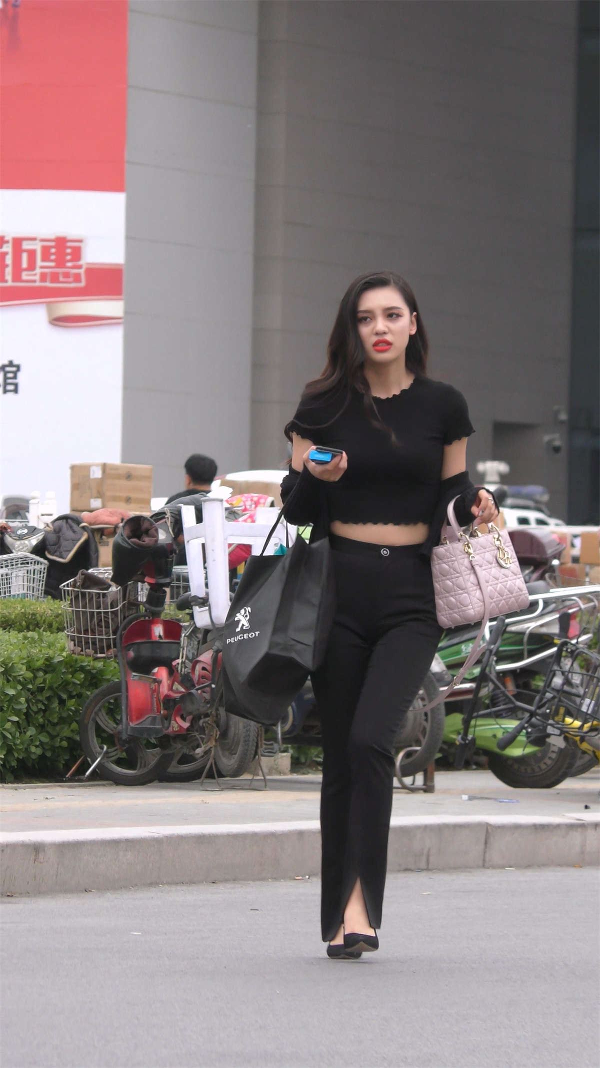 丰满的少妇