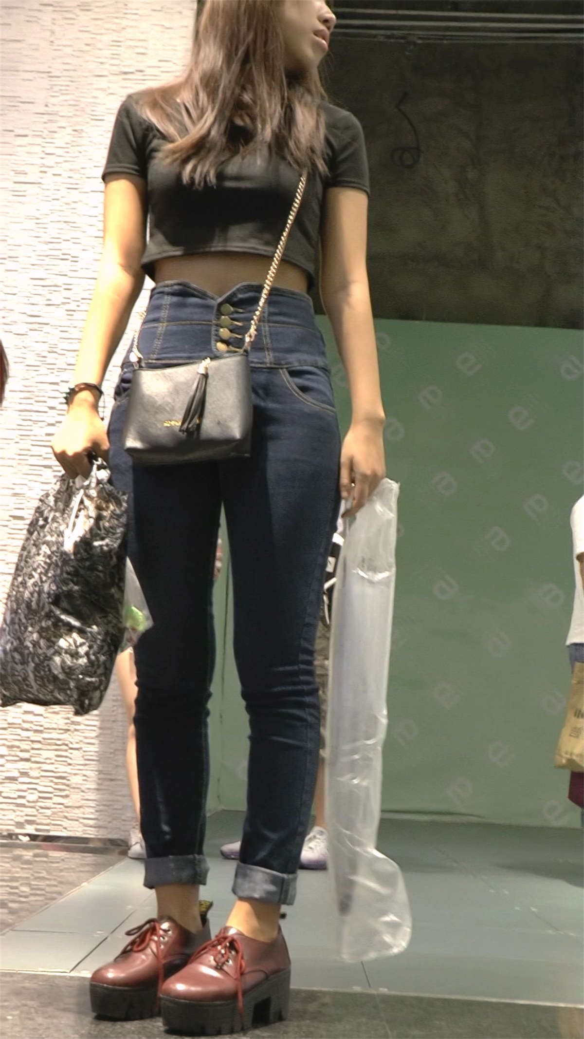 牛仔裤美女