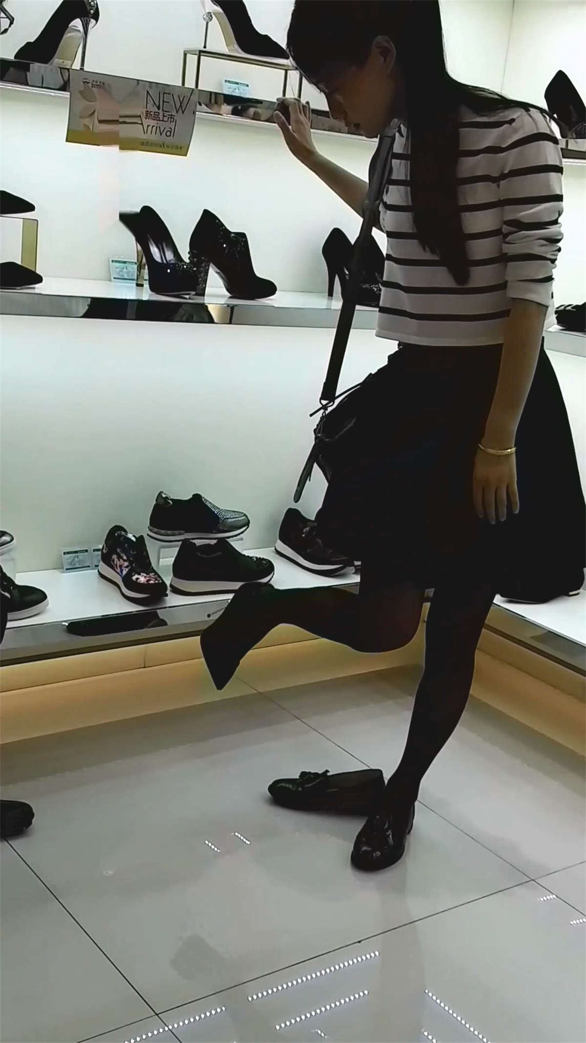 性感的黑丝美女