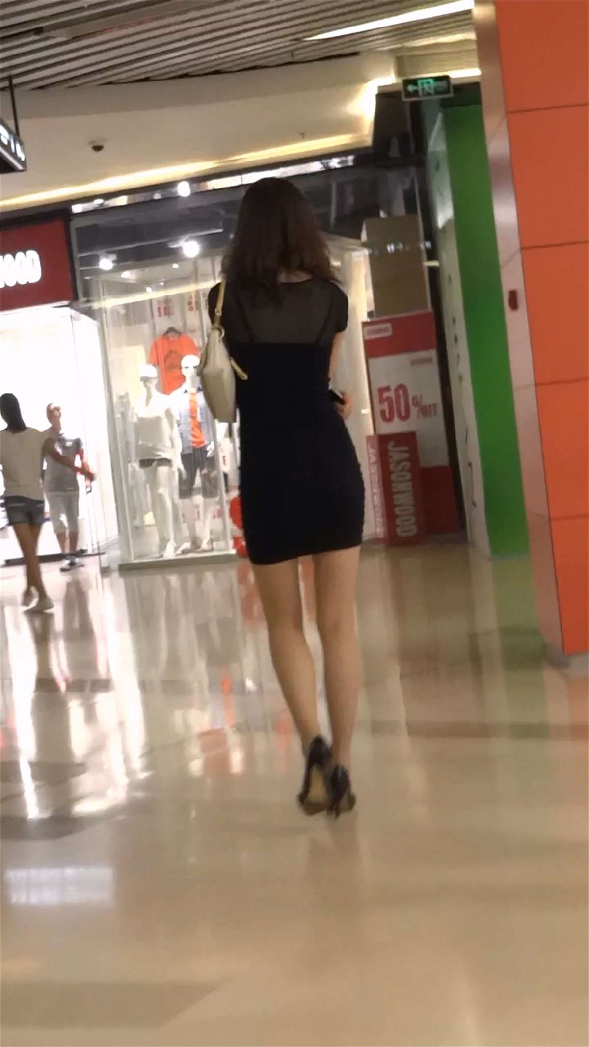 极品黑色包臀裙美女
