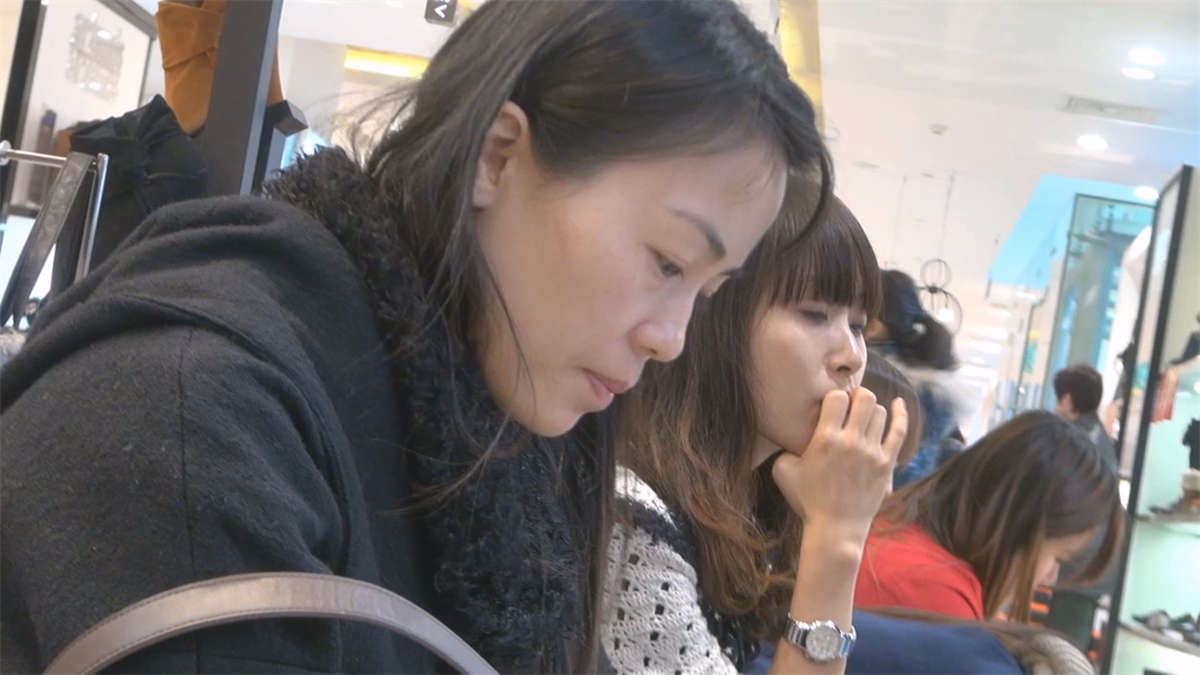 冬天里的少妇肉丝脚