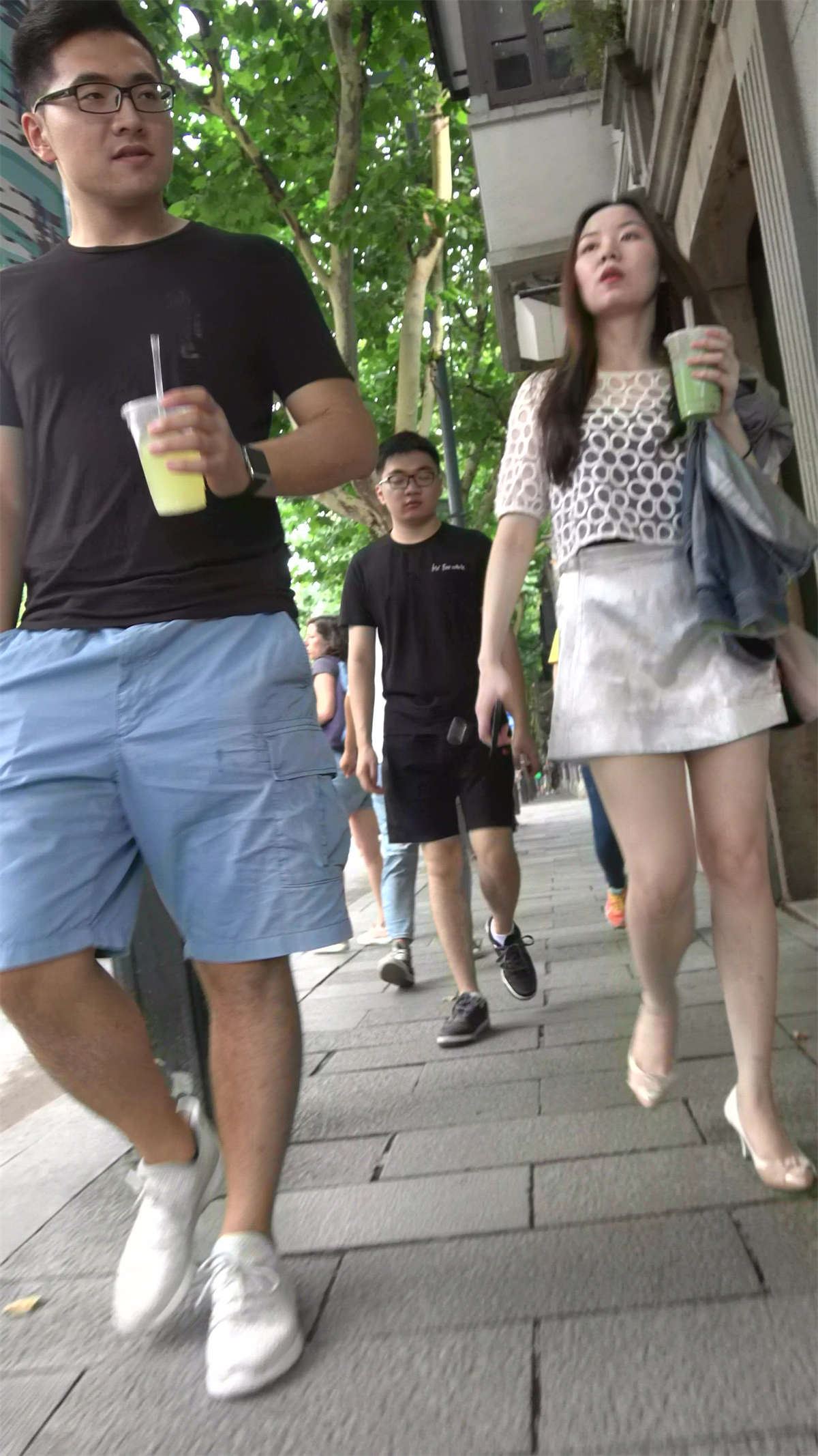 超性感白裙街拍御姐范高跟鞋美女