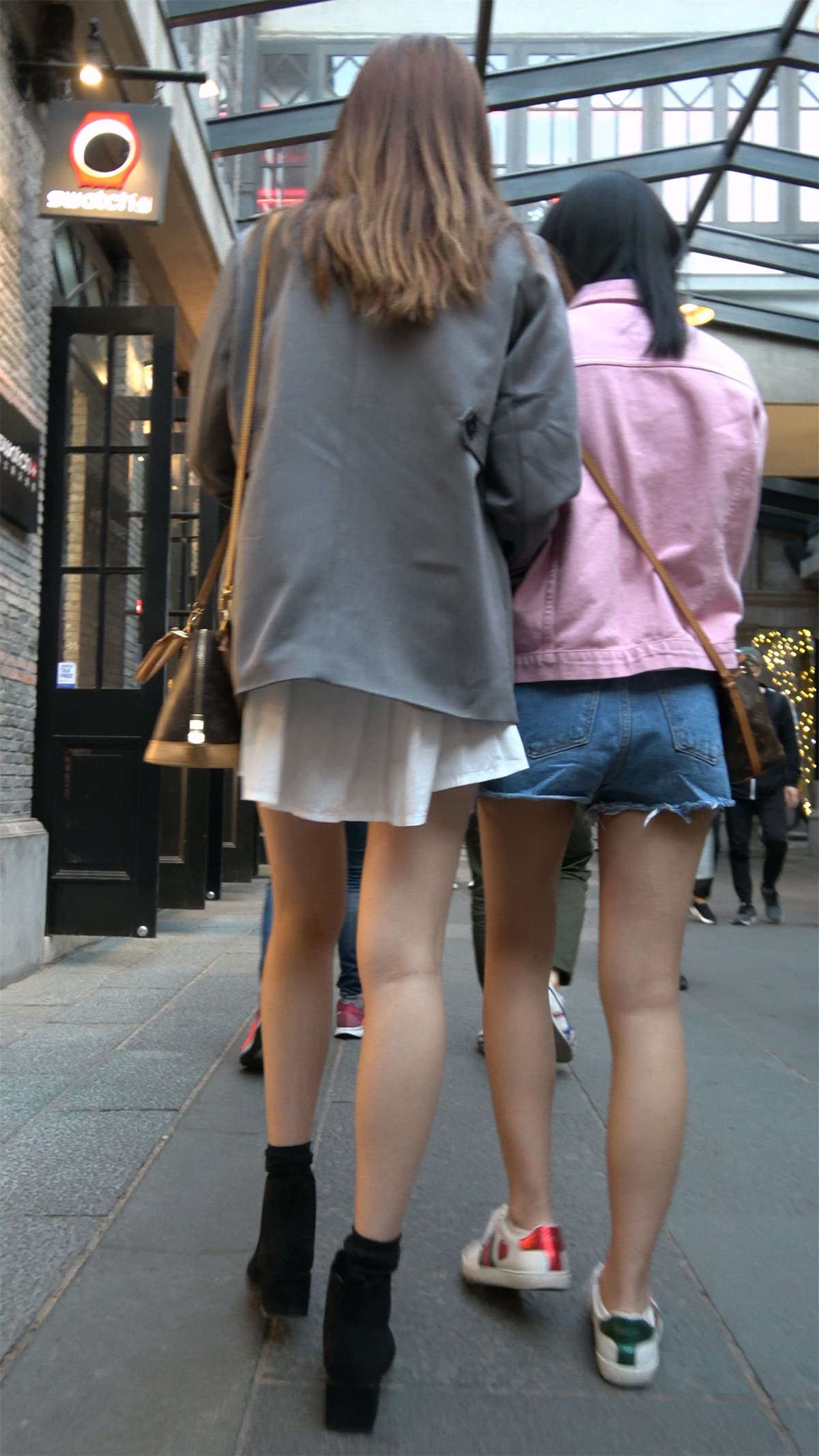 姐妹俩双人行
