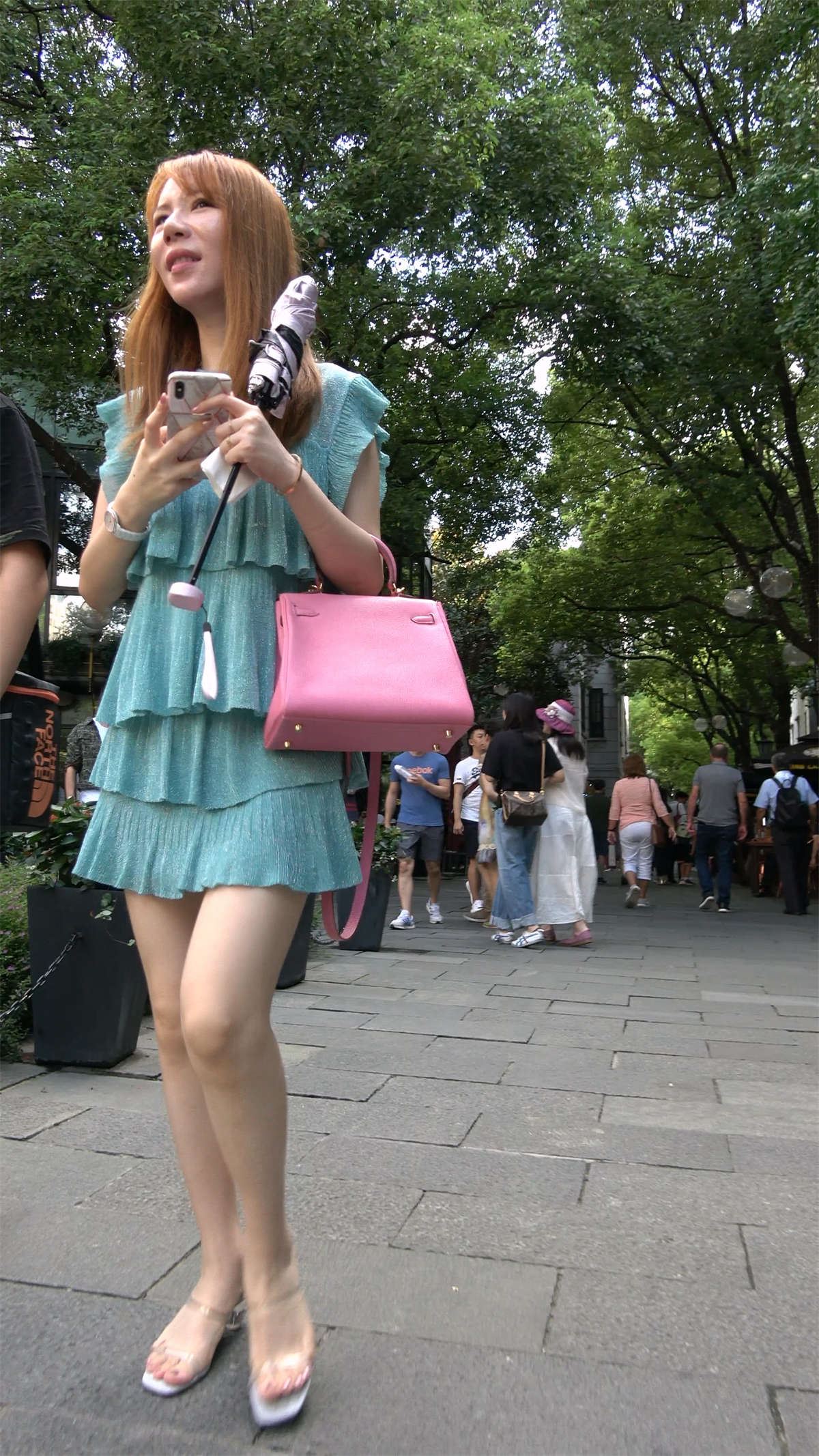 拼接裙美腿凉高姐姐