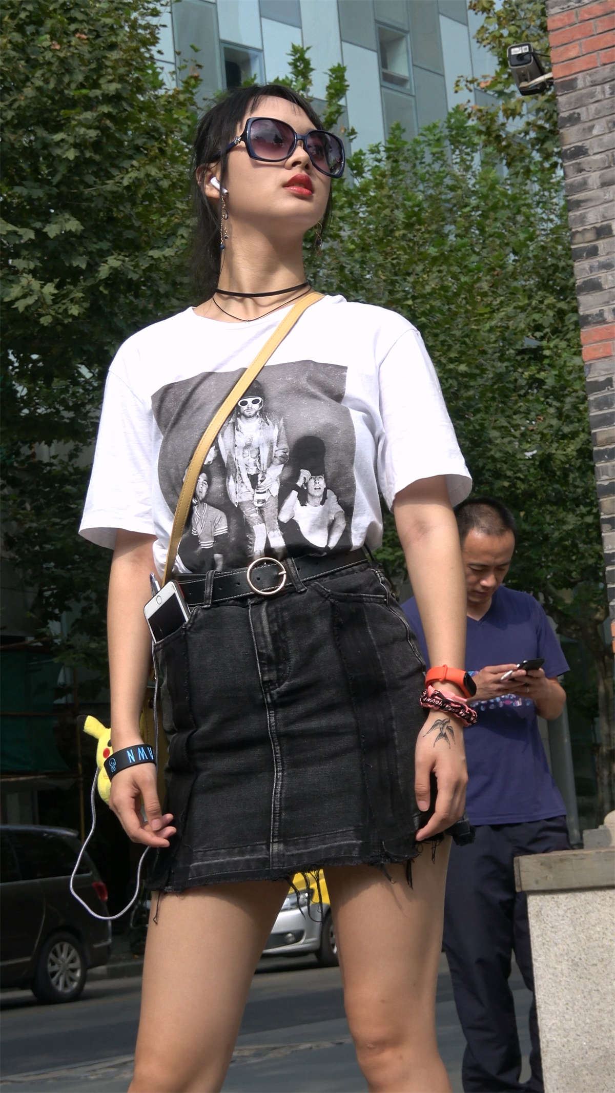 短裙短靴马尾辫小姐姐