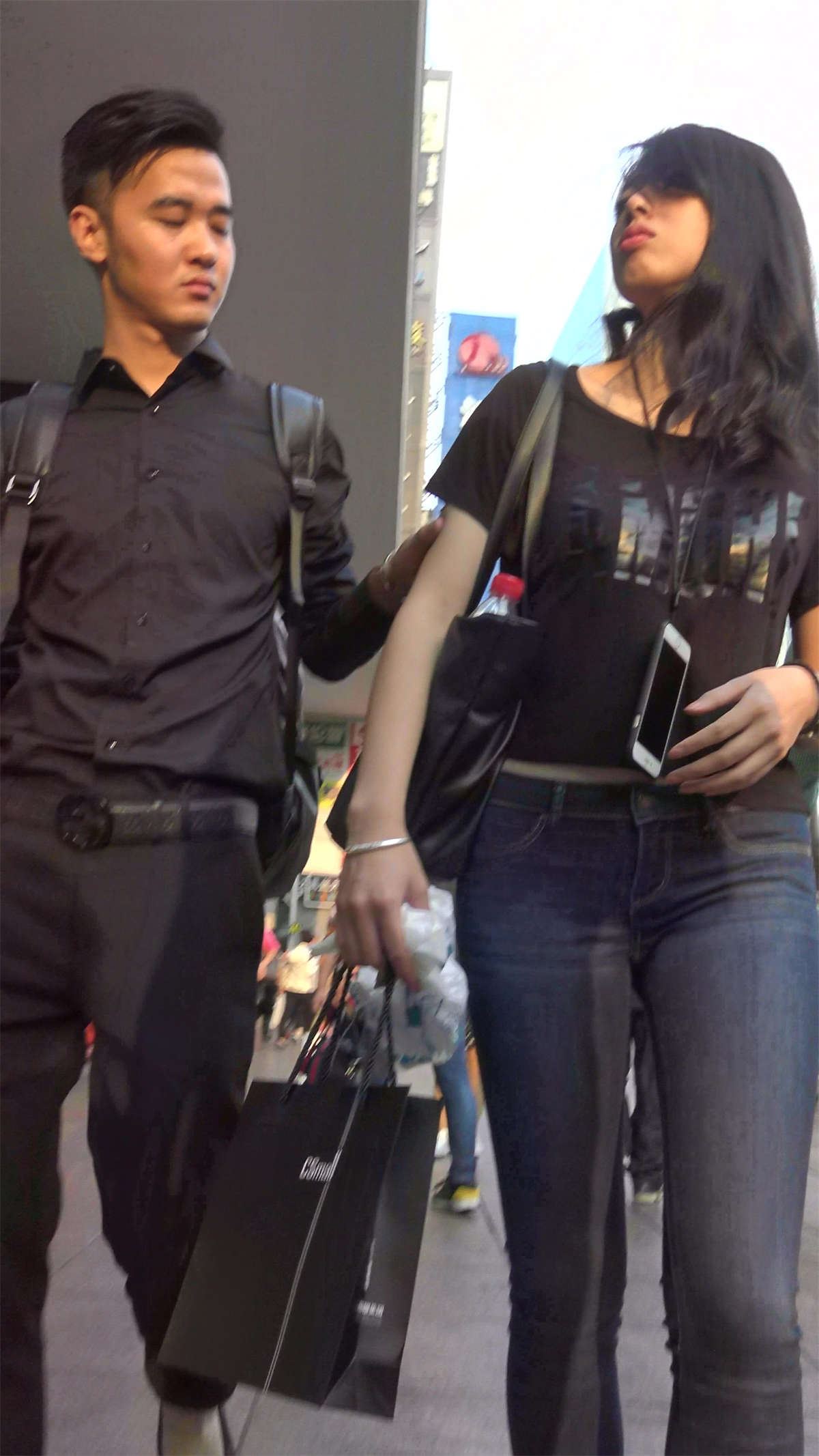 性感紧身牛仔裤美女姐姐1