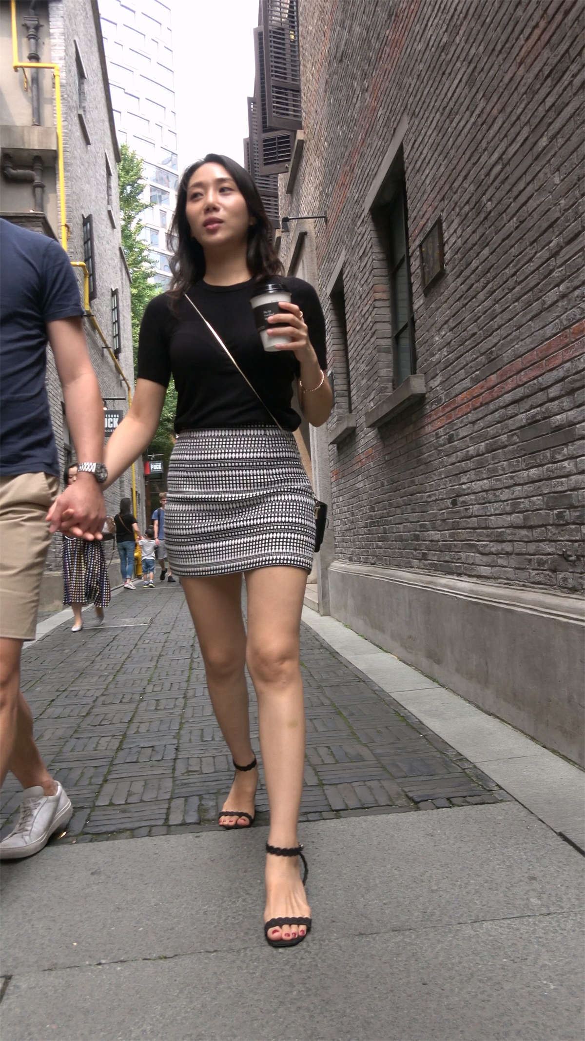 高腰包臀裙美姐