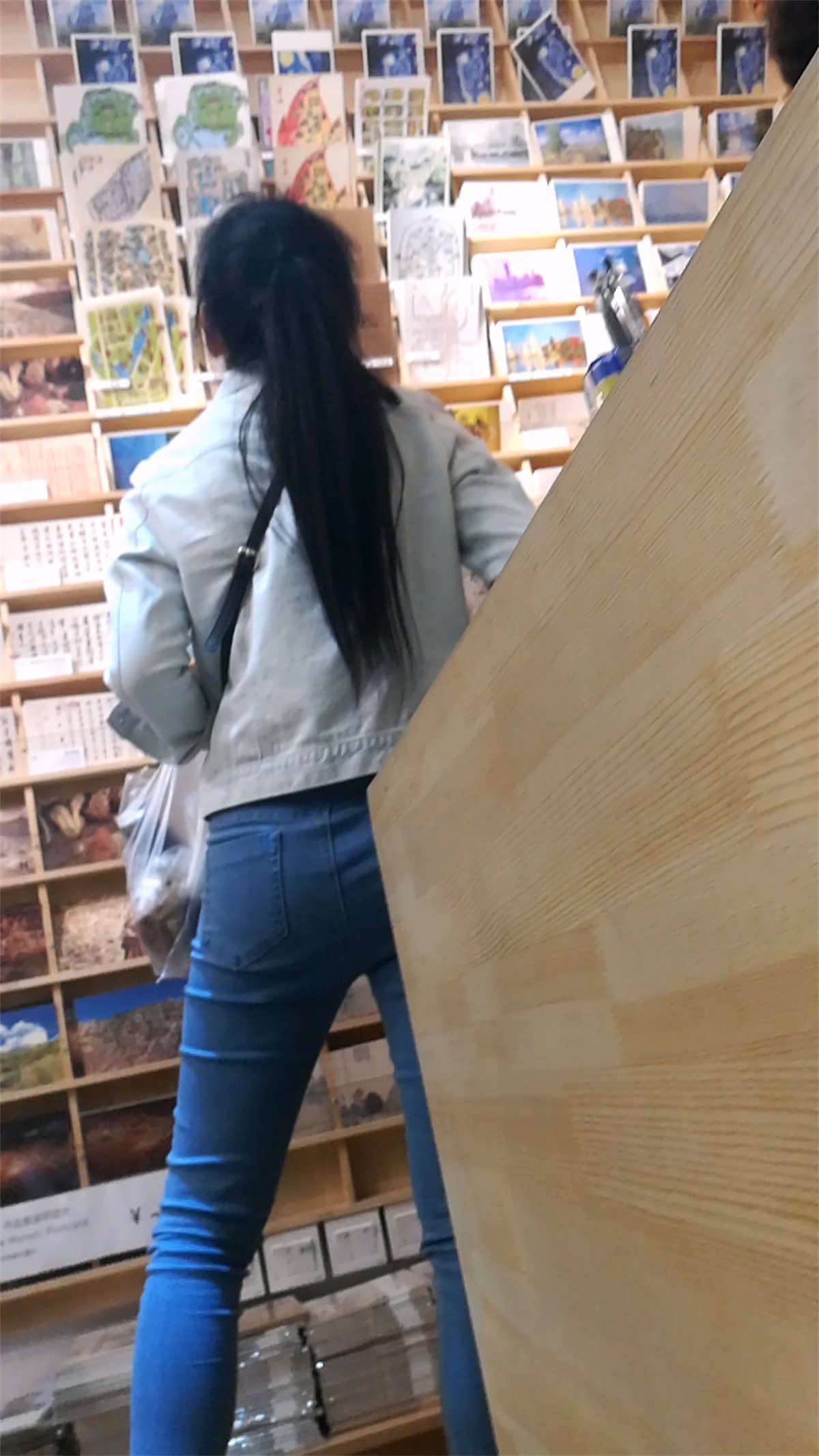 紧身蓝牛马尾辫清纯学妹