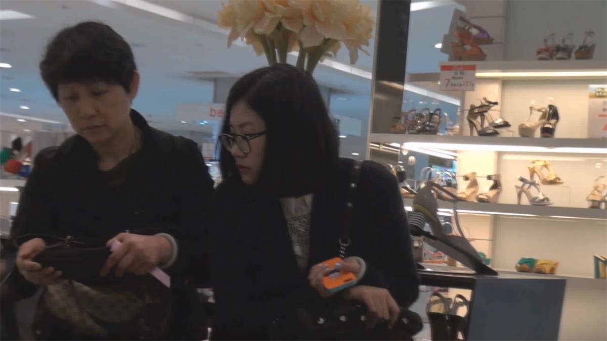气质迷人的眼镜MM的原配秀美肉丝足