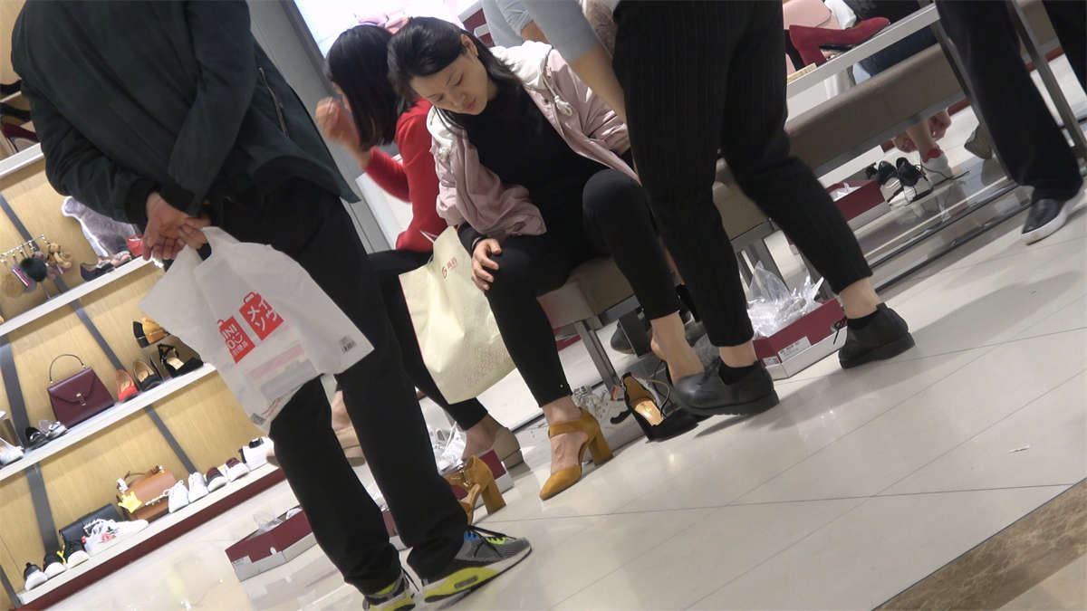 穿船袜的美女颇具看点