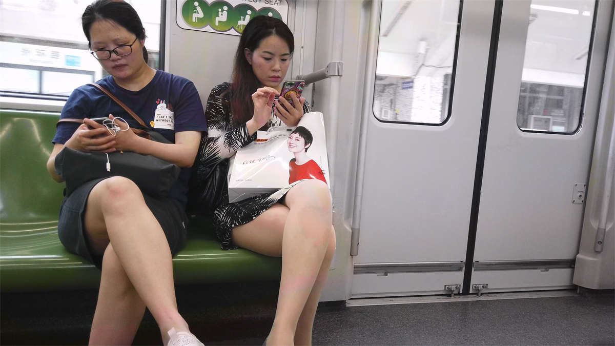 风韵知性丝袜极品美腿