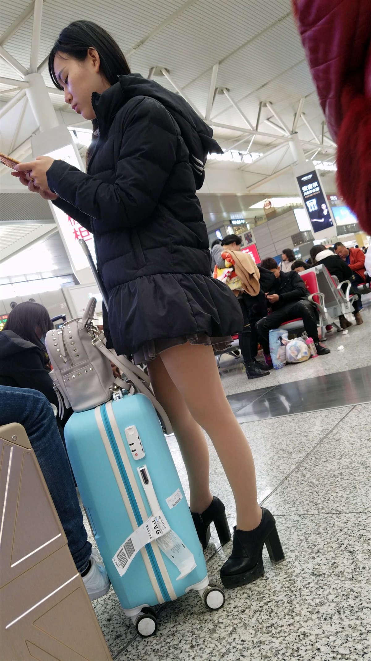 丝袜美腿高跟鞋清纯大美女