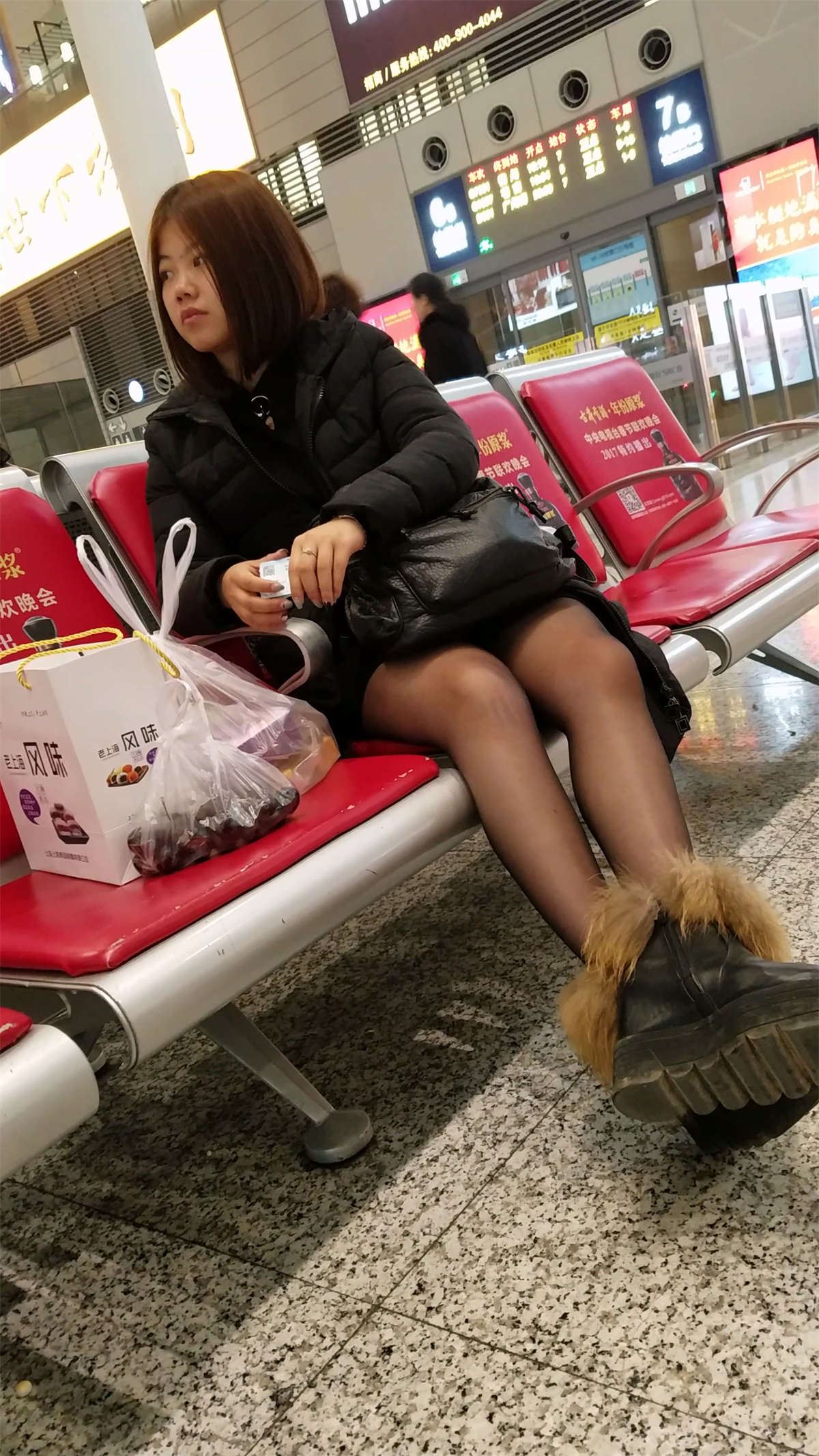 黑丝美腿美丽小姐姐