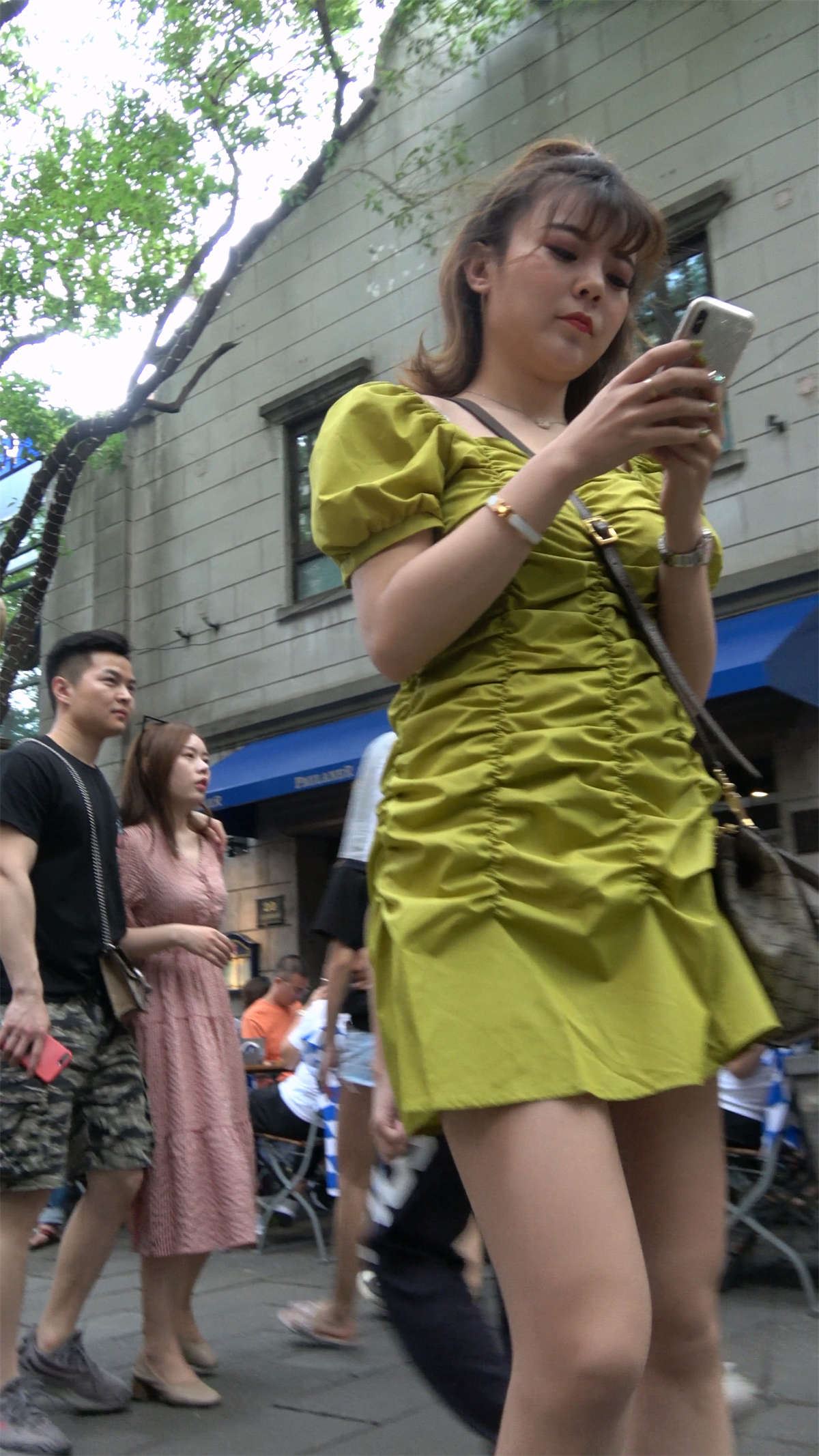 性感连衣裙性感高跟美眉