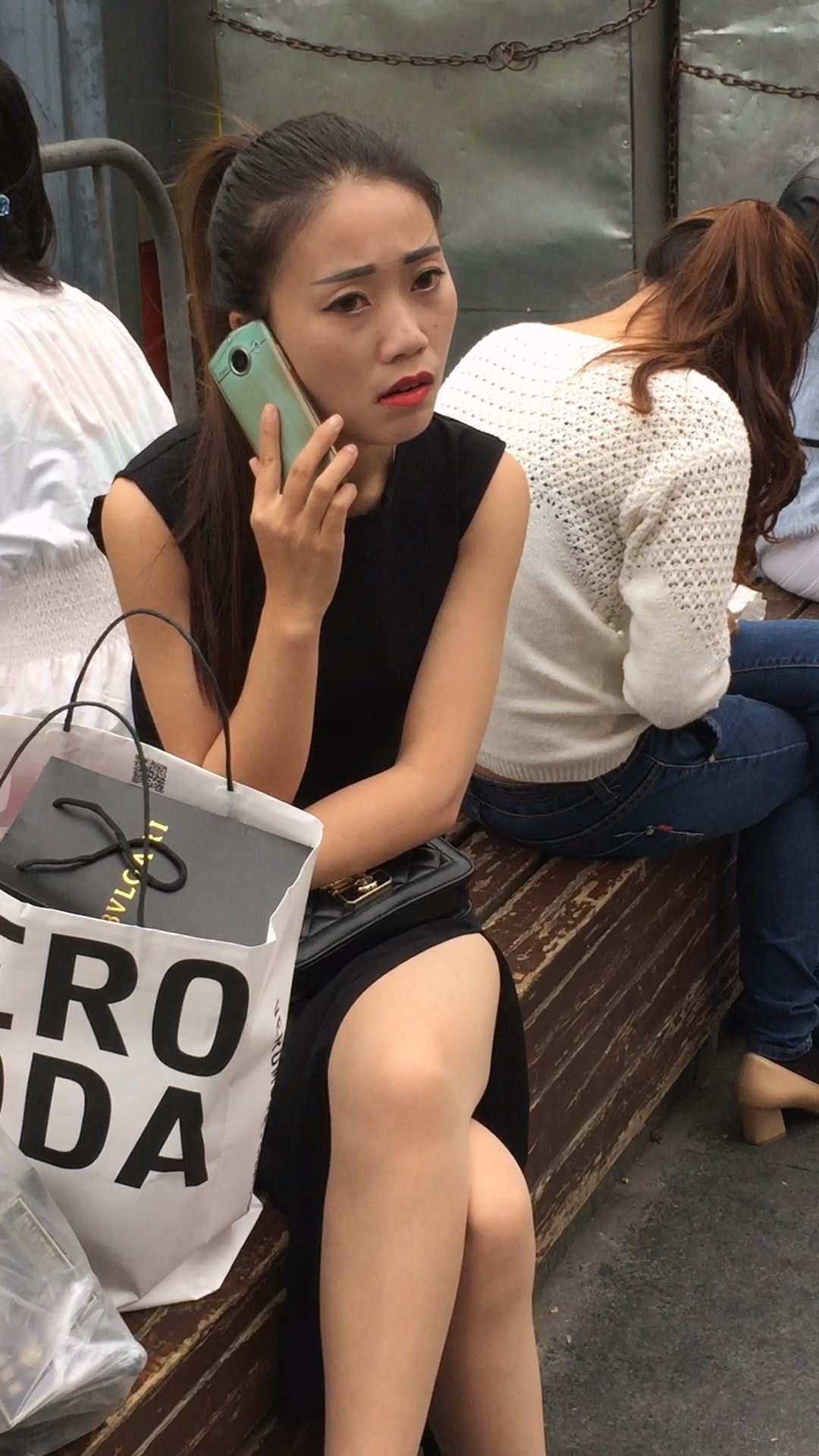漂亮街拍肉丝MM