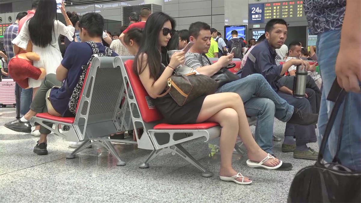 女神级妹子精美玉足