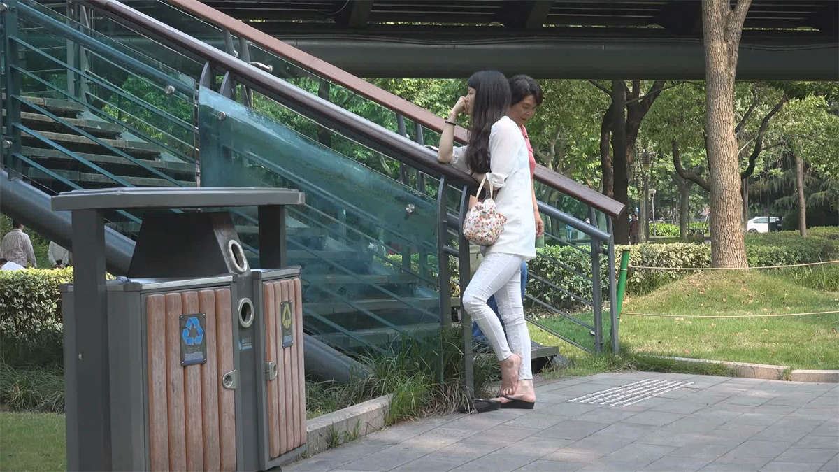 等人的美女