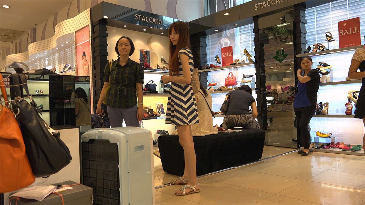 妹子这一双脚丫简直无与伦比
