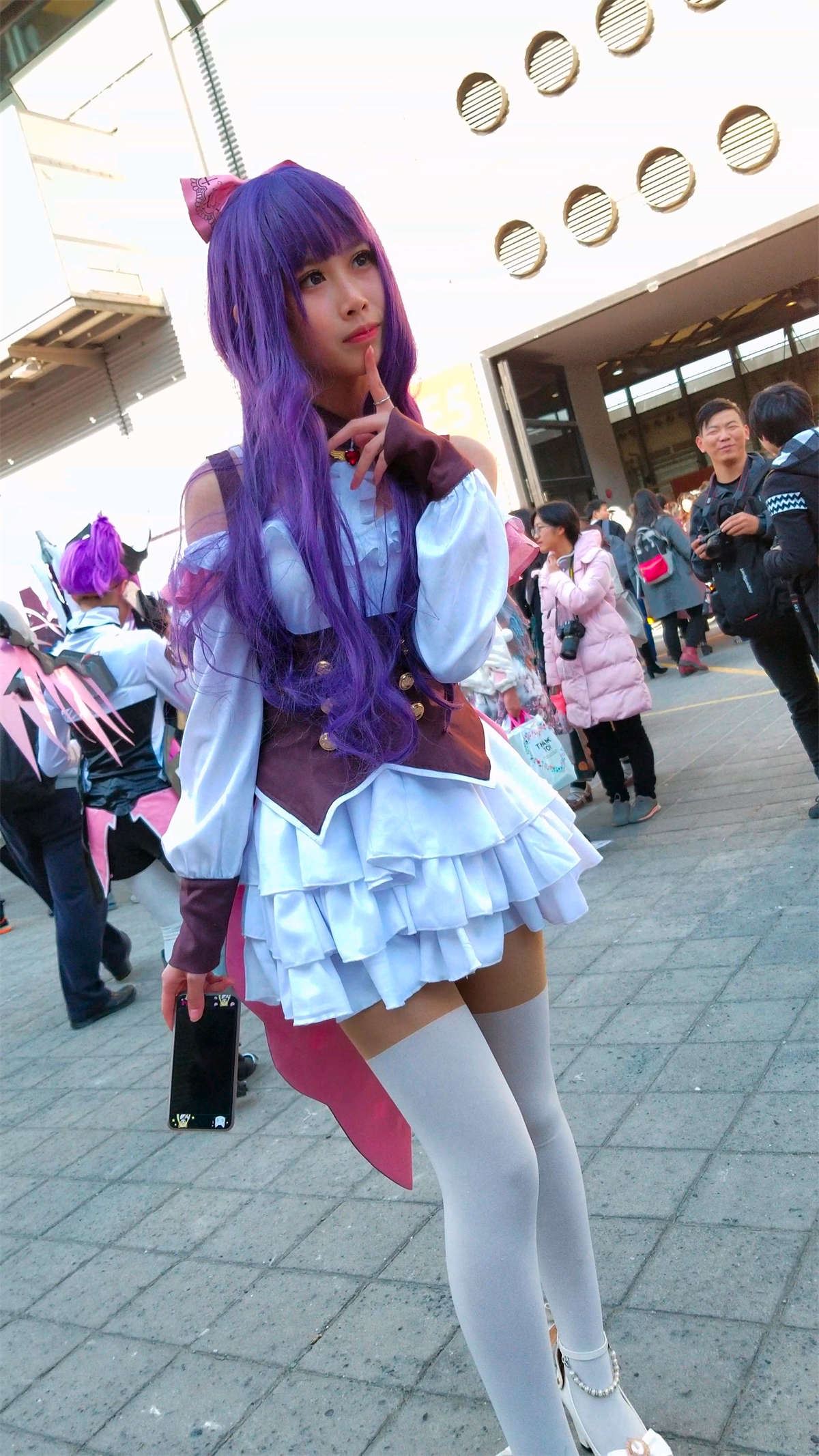 清纯美颜cosplay的青春少女