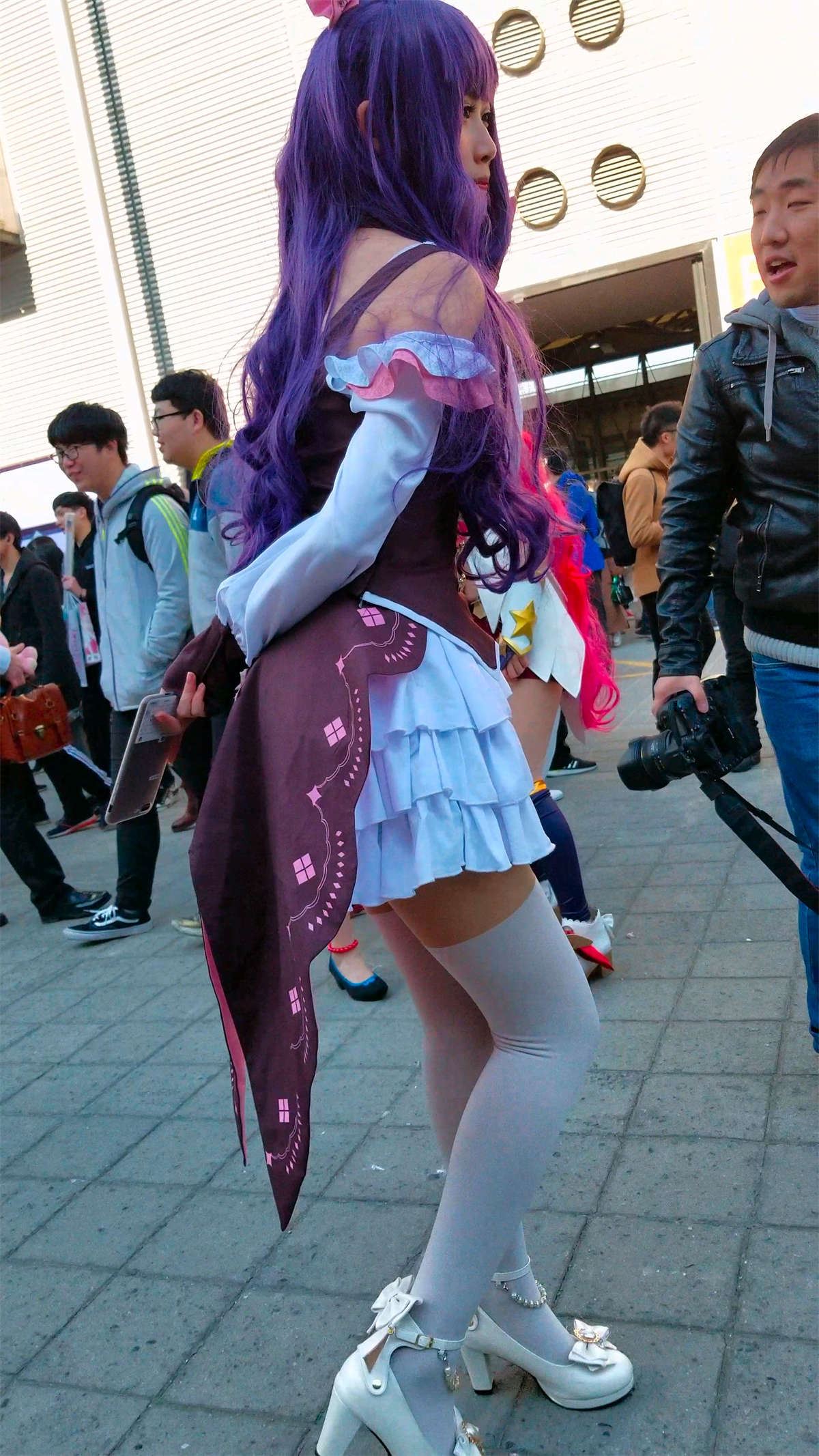 清纯美颜cosplay的青春少女