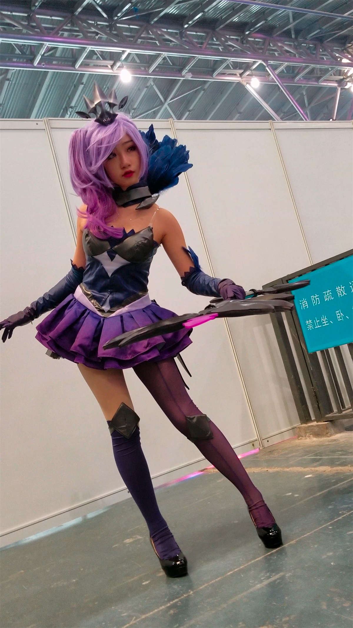 玩cosplay的二次元美少女