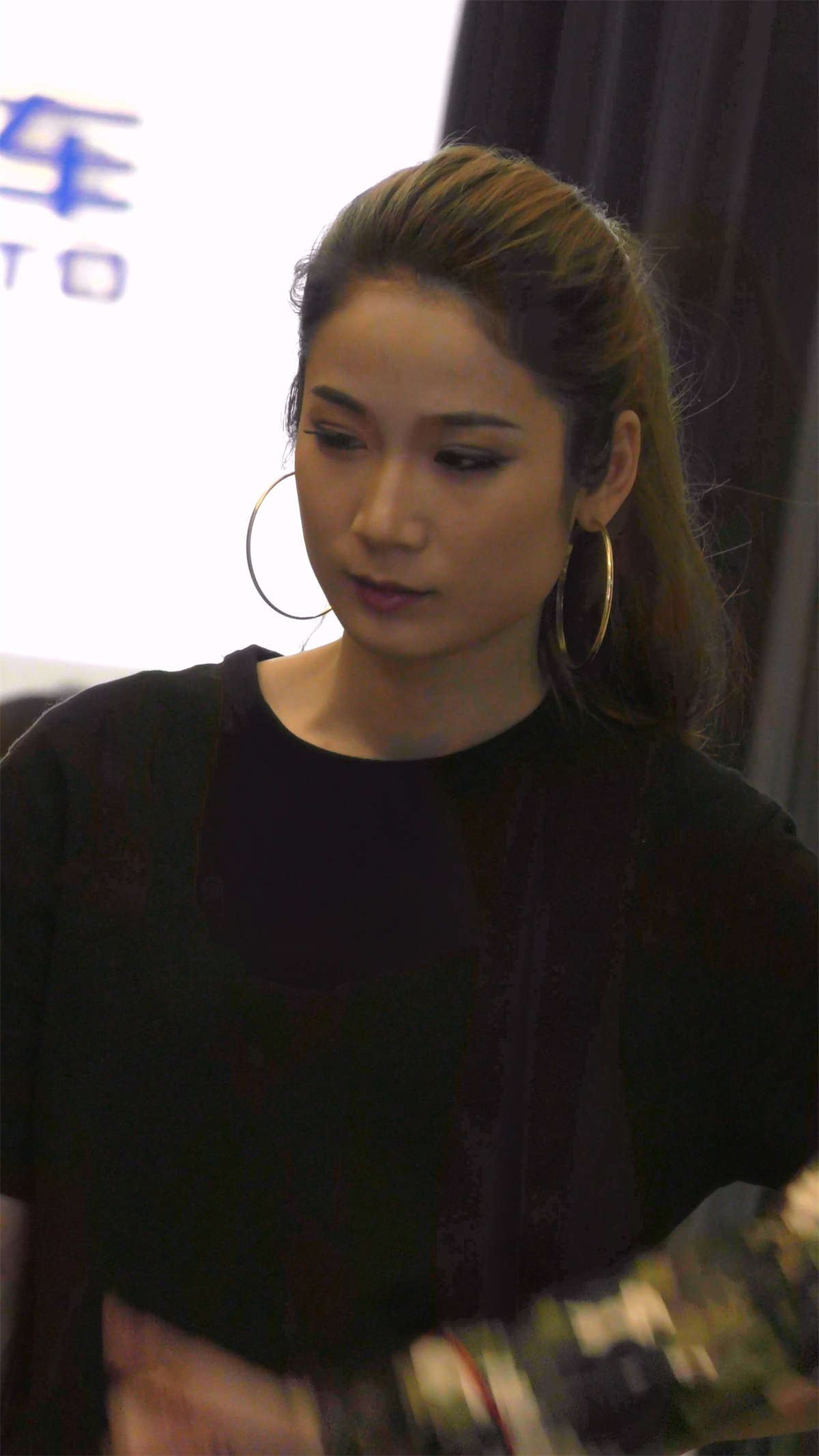 高腰超短热裤小姐姐