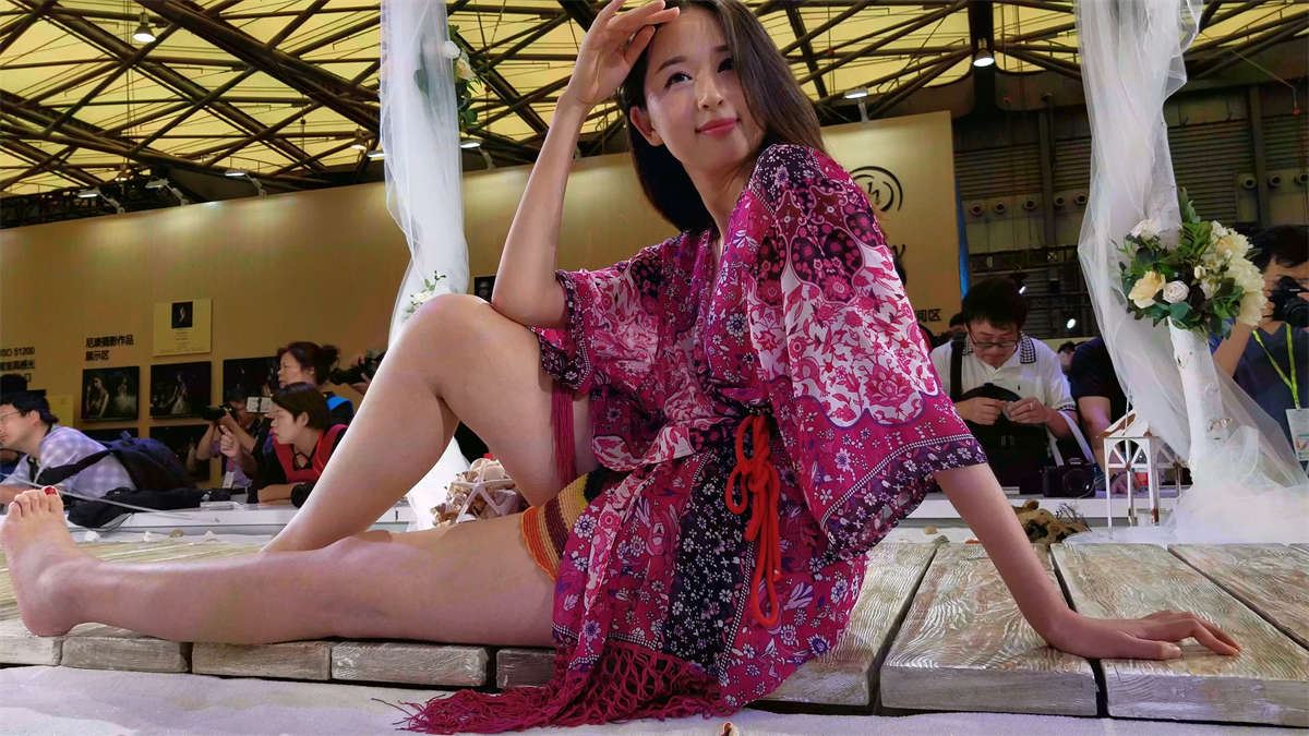 超级美腿甜美的海螺姑娘