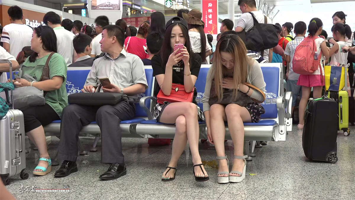 万里挑一，超级美少女颜值玉足碾压级冠绝全场