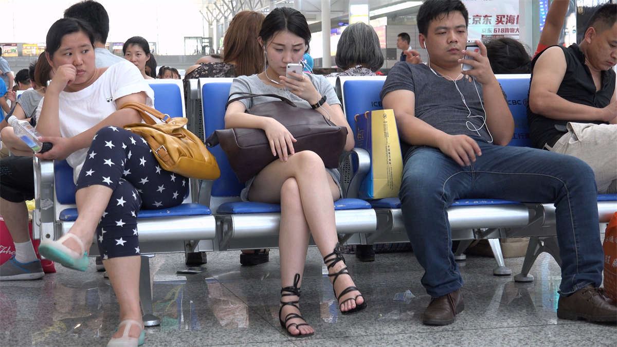 挑不出毛病的二趾微长洁白少女精品素足