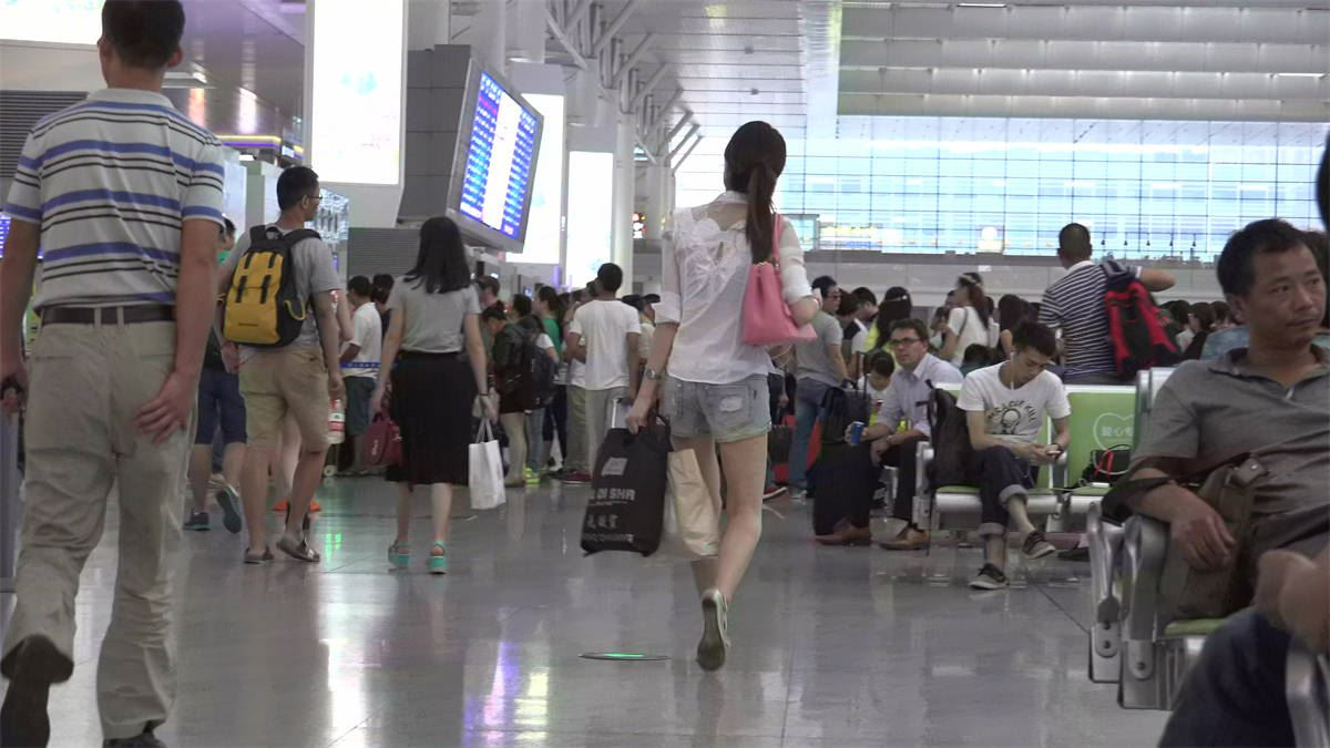 清新脱俗的美女